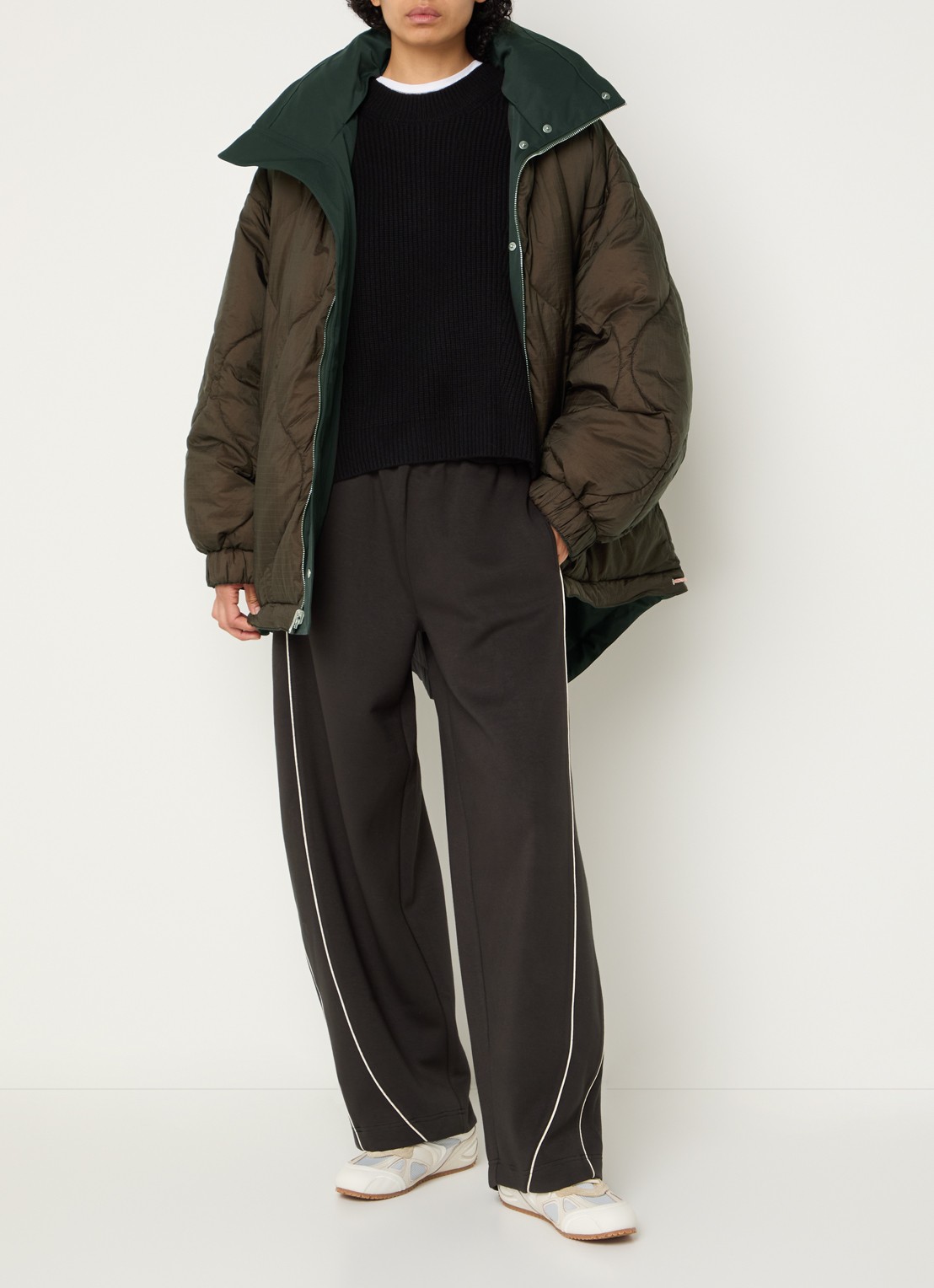Bellerose Hedi reversible jack met opstaande kraag - voorkant 4 donkerbruin