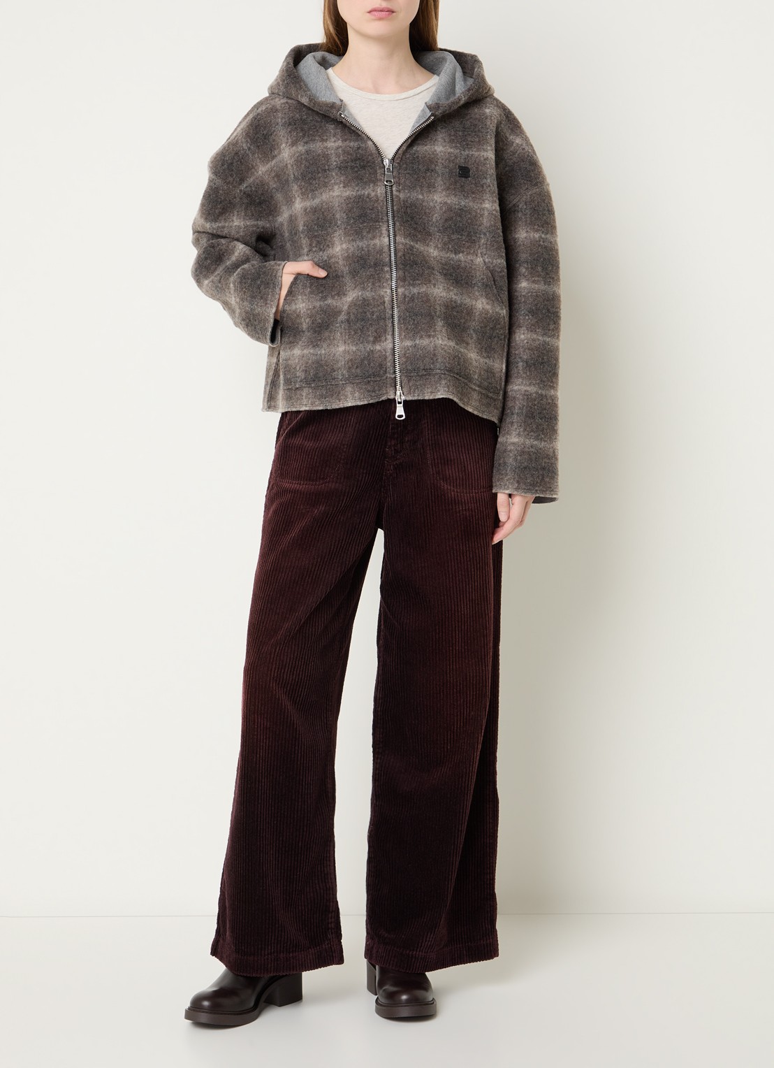 Bellerose Jack in wolblend met ruitdessin en steekzakken - voorkant 4 bruin