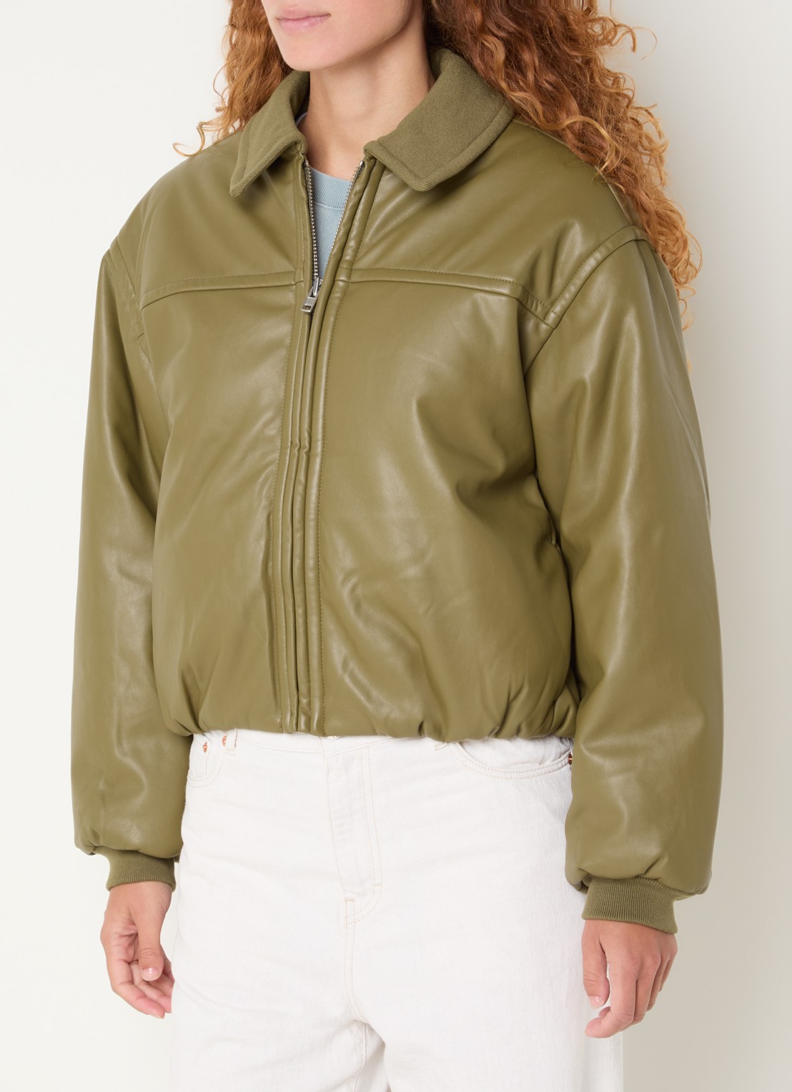 Bellerose Jacky jack van imitatieleer met kraag - detail mosgroen