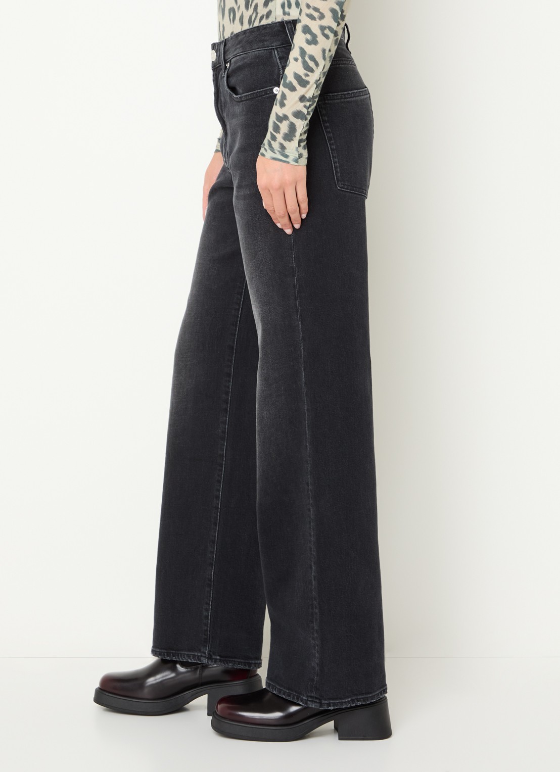 Bellerose Kia high waist straight leg jeans met gekleurde wassing - detail 4 zwart