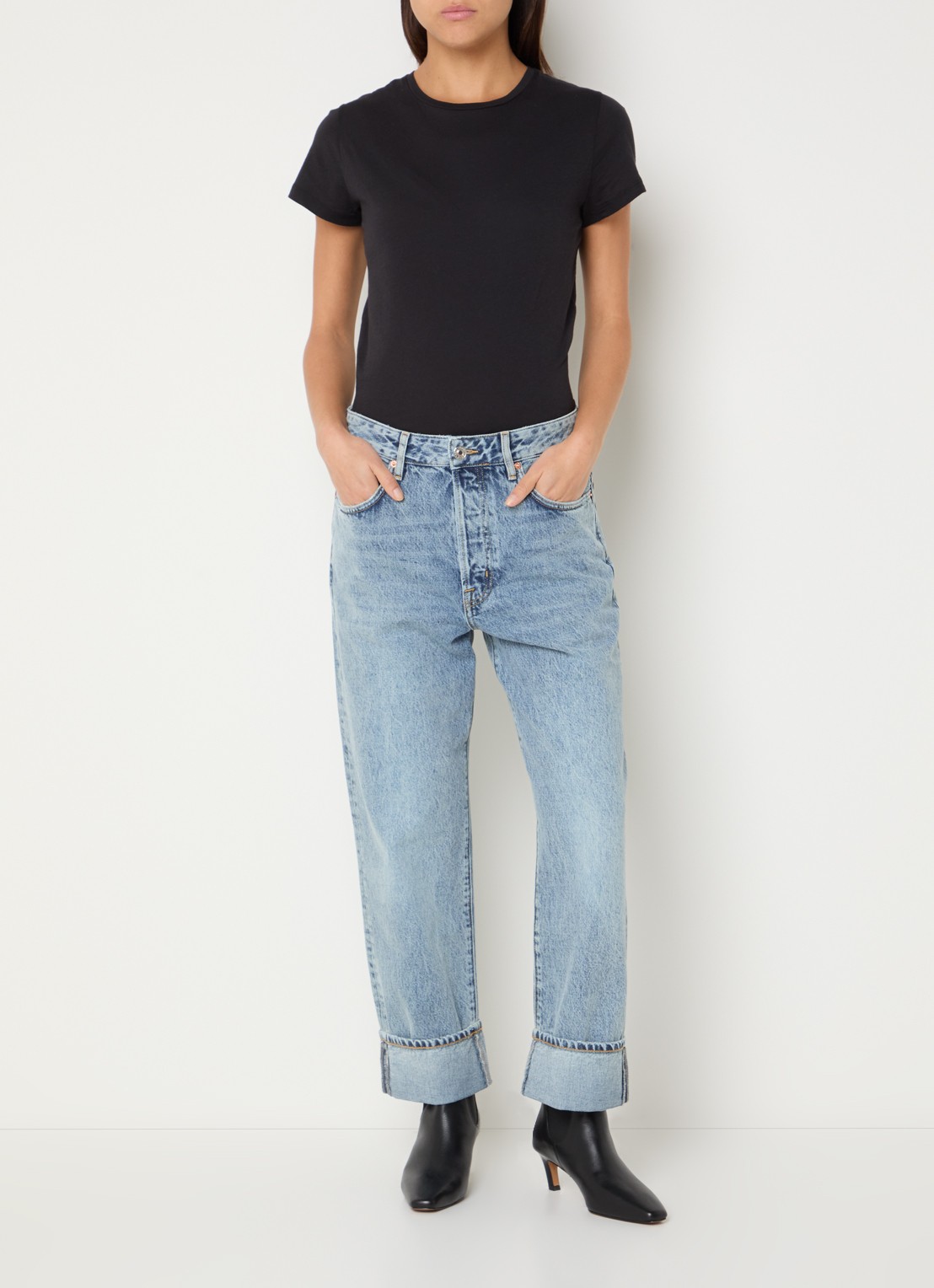 Bellerose Kurt low waist straight fit jeans met lichte wassing - voorkant 3 indigo