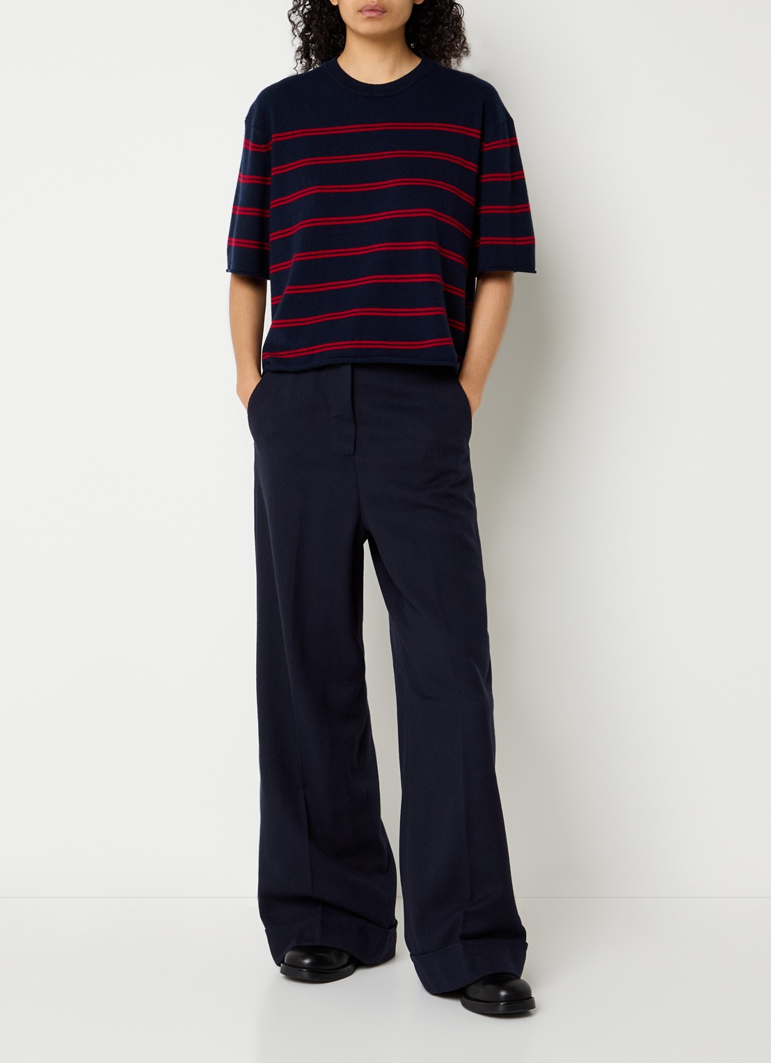 Bellerose Sonza fijngebreide pullover in kasjmierblend met streepprint - voorkant 2 donkerblauw