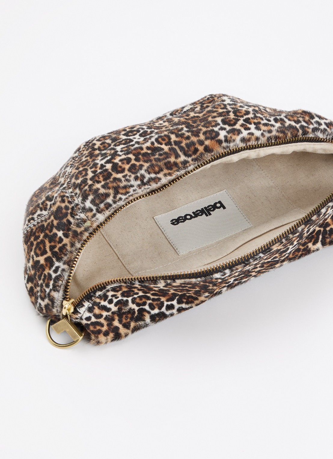 Bellerose Souply crossbodytas van leer met ponyhair en panterprint - detail bruin