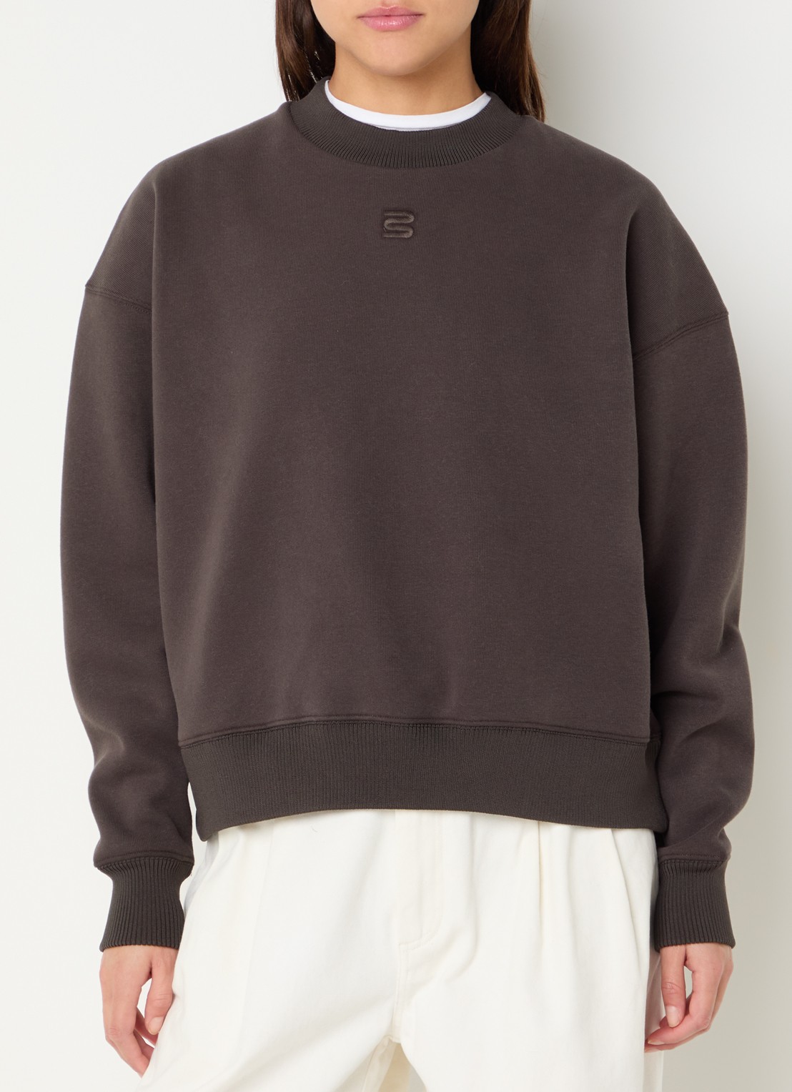 Bellerose Temi sweater met ronde hals - detail donkerbruin
