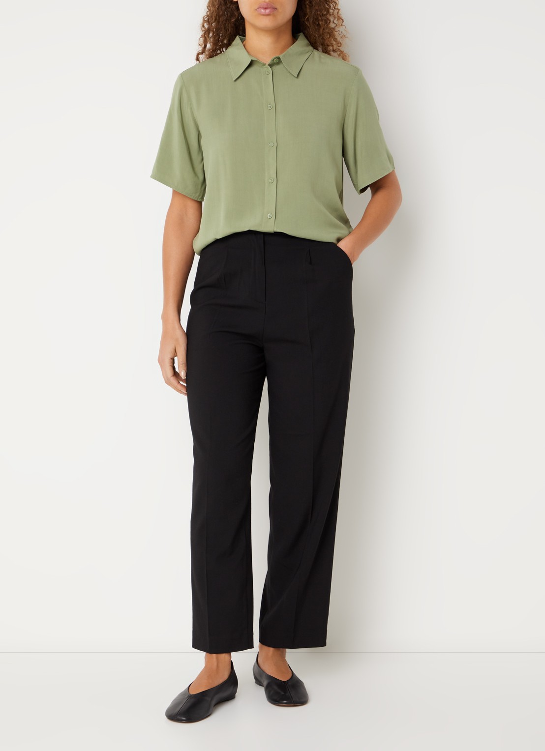Benetton Blouse met kraag - voorkant 2 olijfgroen