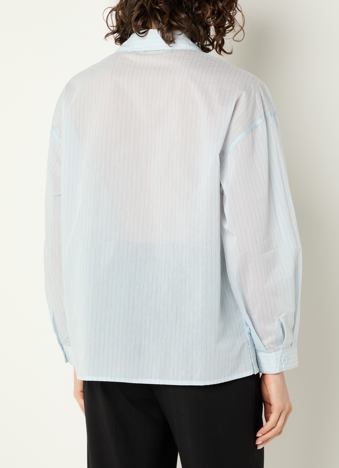 Benetton Blouse met streepprint en klepzakken - achterkant 3 lichtblauw