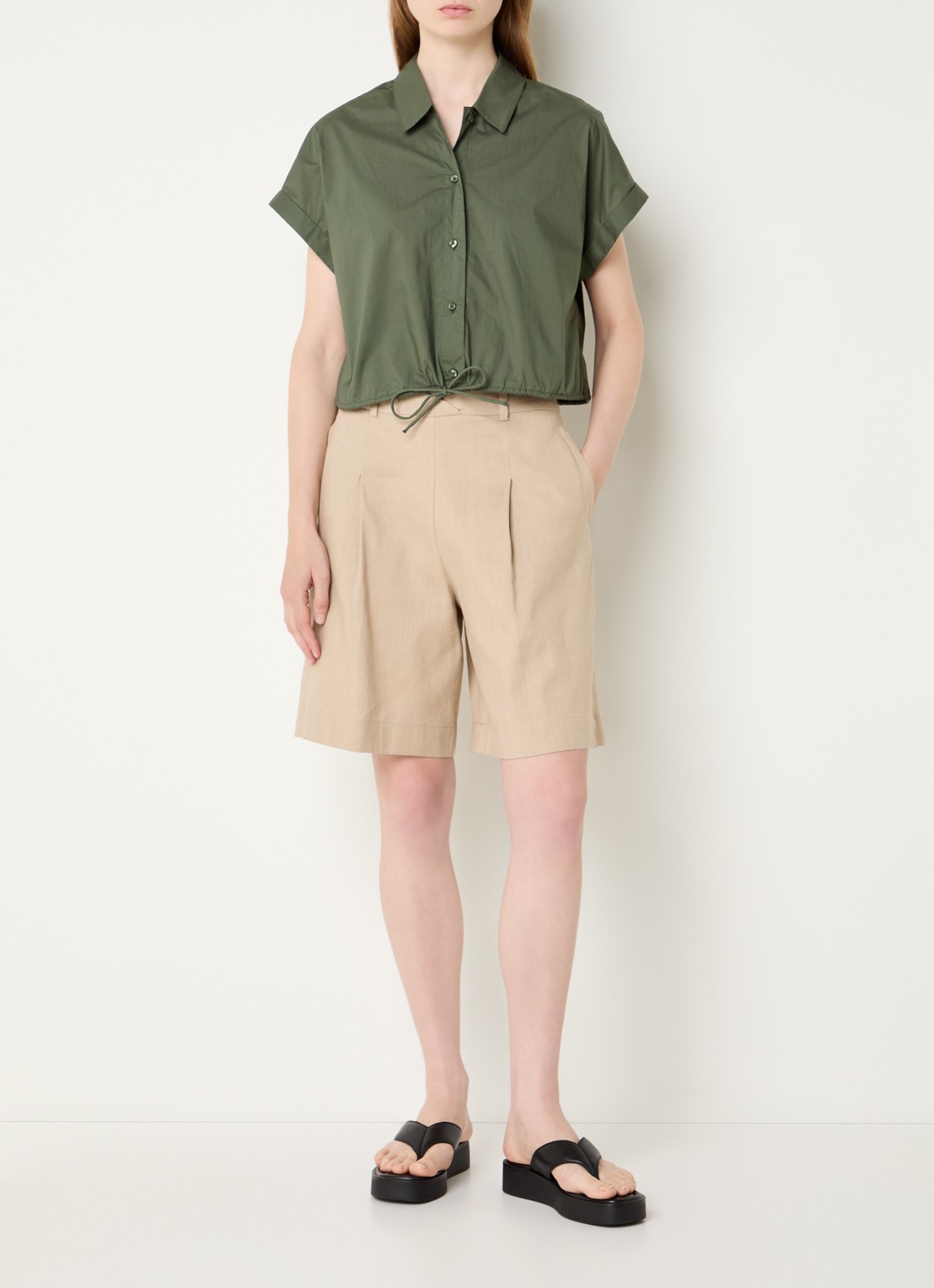 Benetton Cropped blouse met strikdetail - voorkant 3 legergroen