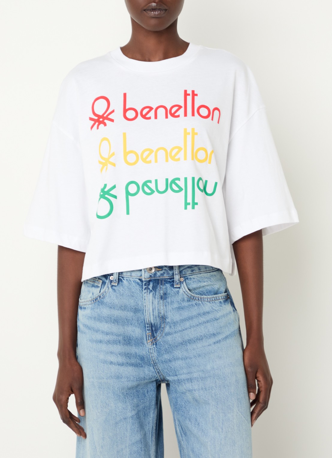 Benetton Cropped T-shirt met logo- en backprint - detail wit
