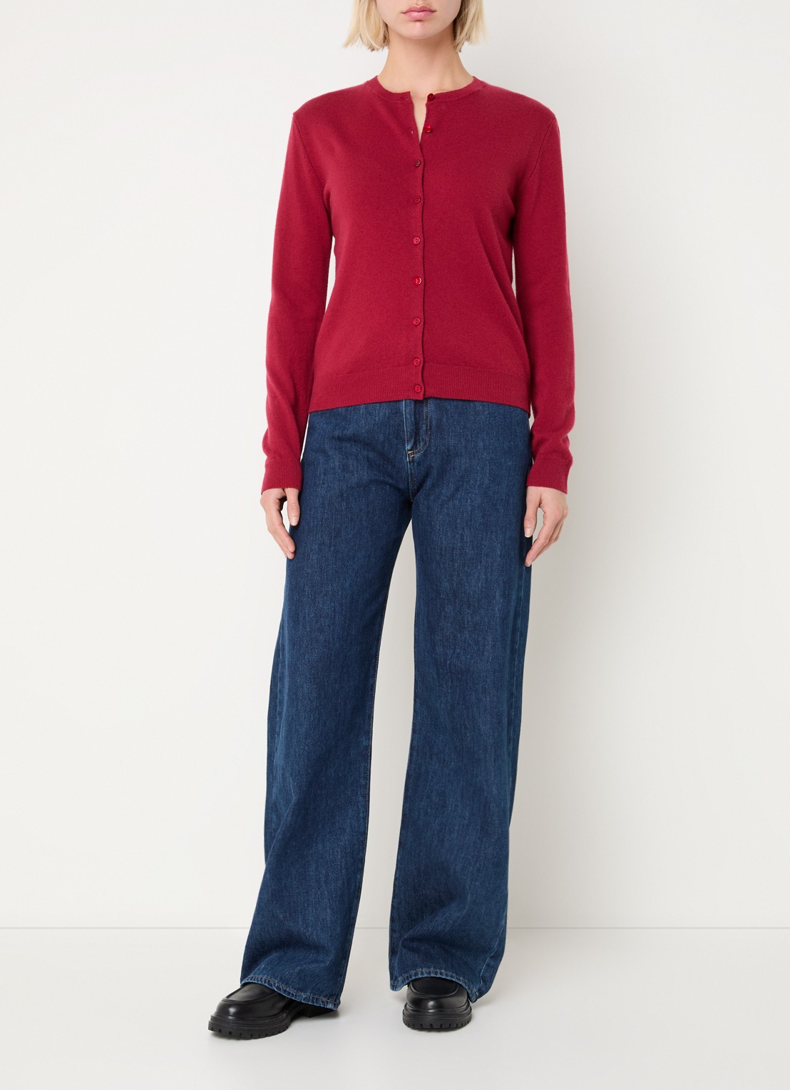 Benetton Fijngebreid vest van scheerwol met ronde hals - voorkant 3 rood-07p / donkerrood