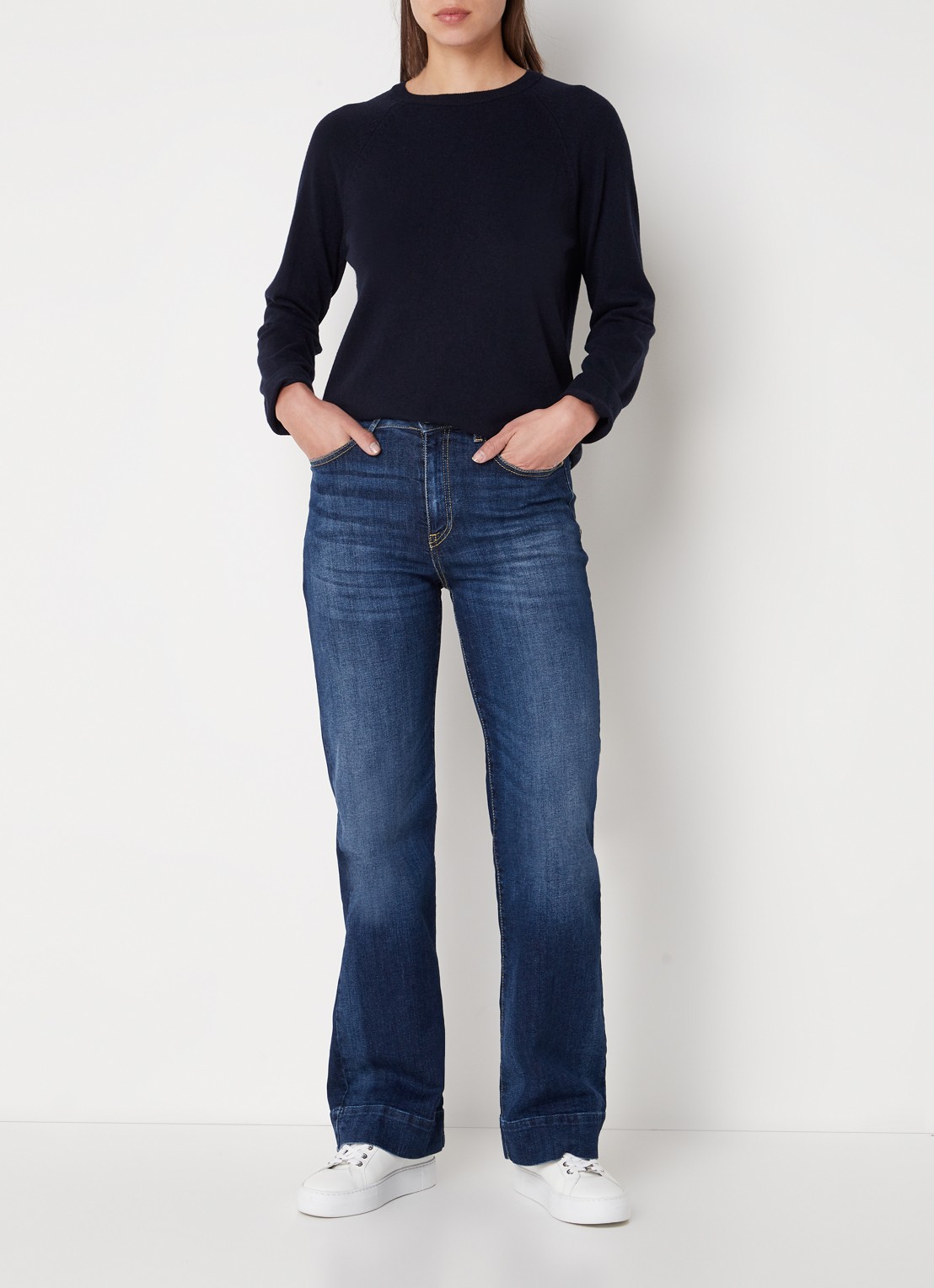 Benetton Fijngebreide pullover in kasjmierblend met ronde hals  - voorkant 3 donkerblauw