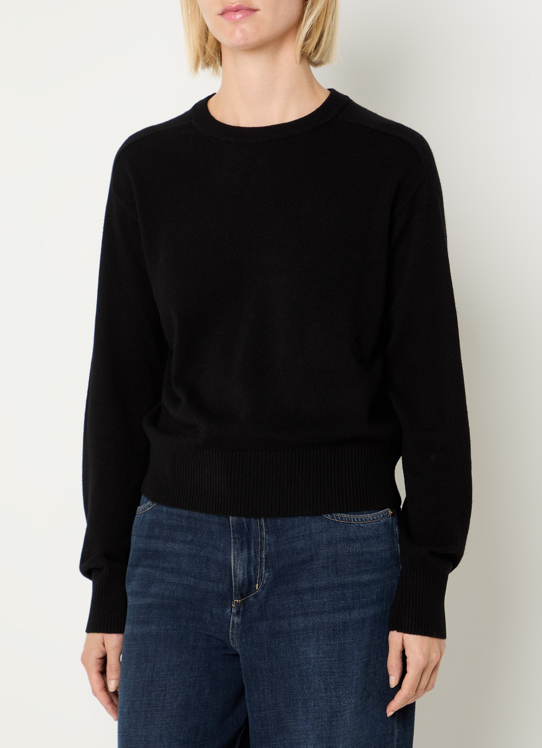 Benetton Fijngebreide pullover in kasjmierblend met ronde hals - detail 4 zwart