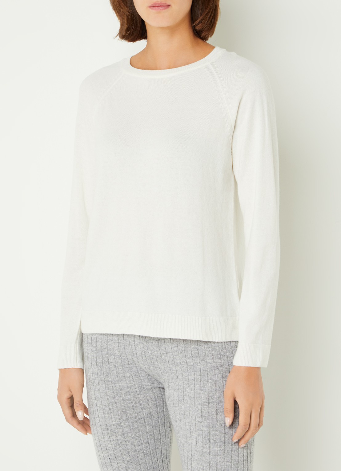 Benetton Fijngebreide pullover in kasjmierblend met ronde hals  - detail 4 creme