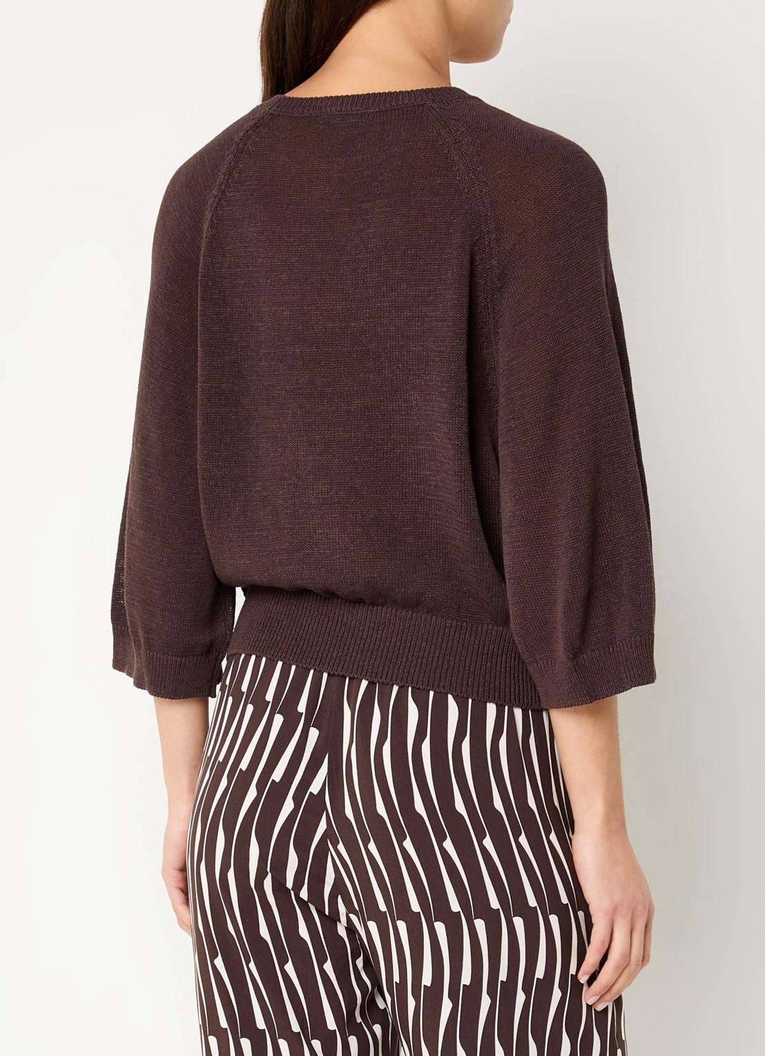 Benetton Fijngebreide pullover in linnenblend met ronde hals - achterkant bruin