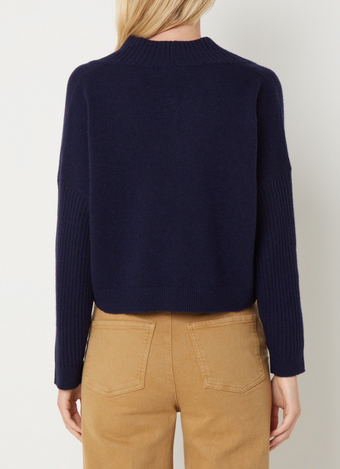 Benetton Fijngebreide pullover in wolblend met V-hals - achterkant 3 royalblauw