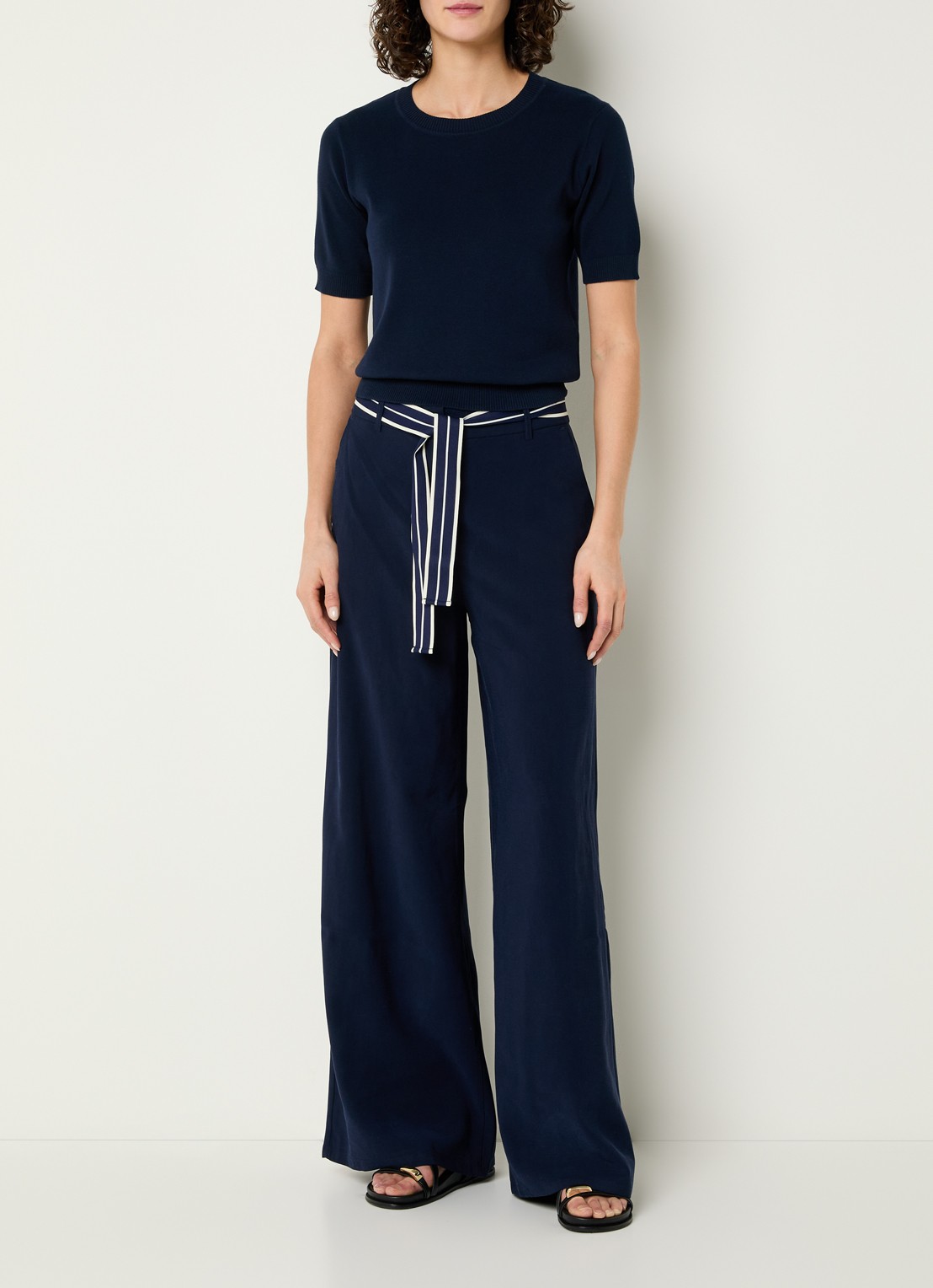 Benetton Fijngebreide pullover met ronde hals  - voorkant 4 donkerblauw