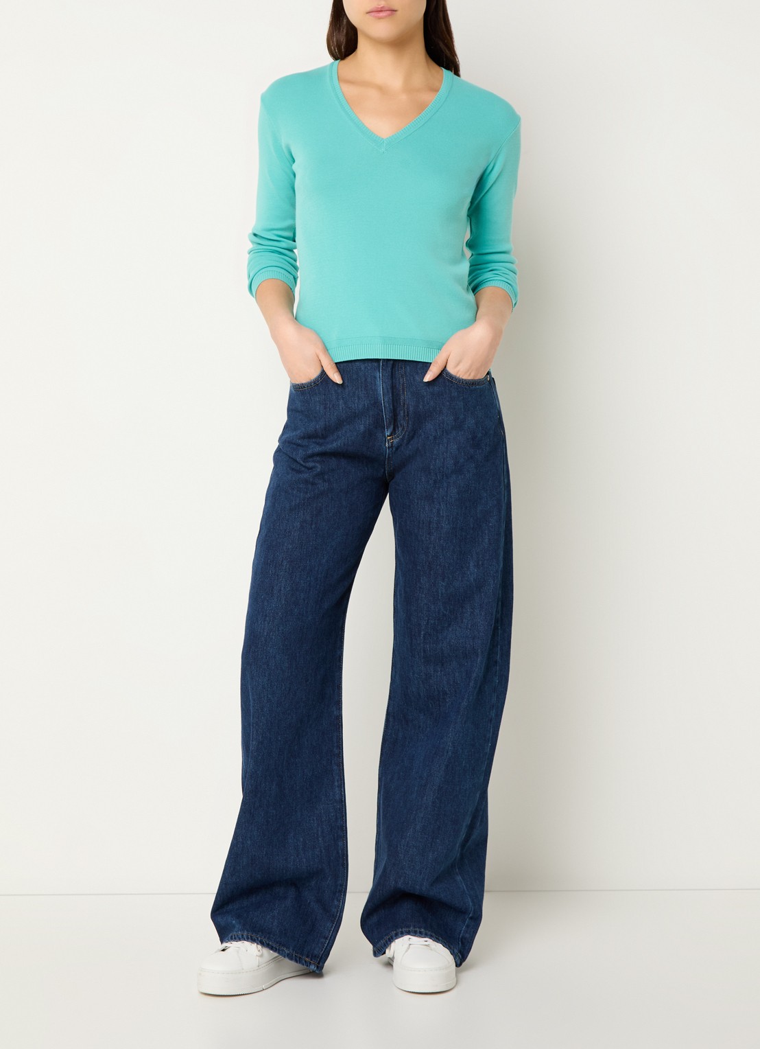 Benetton Fijngebreide pullover met V-hals - voorkant 4 turquoise