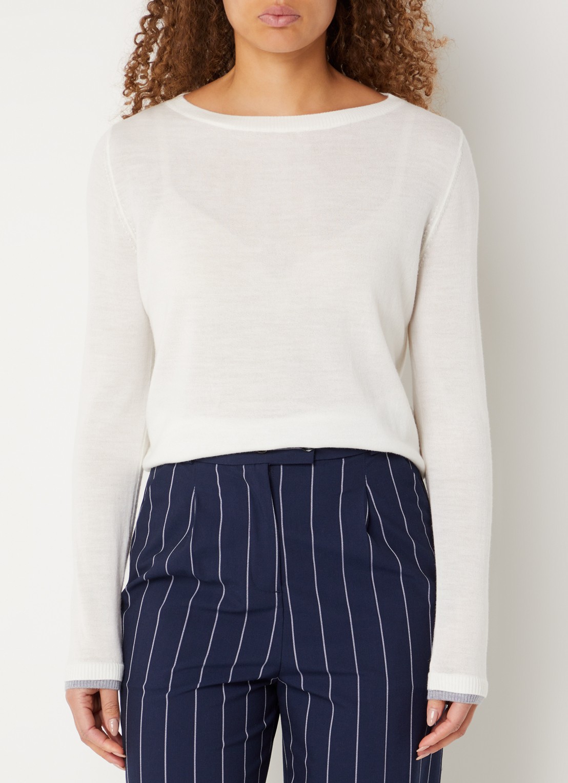 Benetton Fijngebreide pullover van scheerwol - detail 4 creme