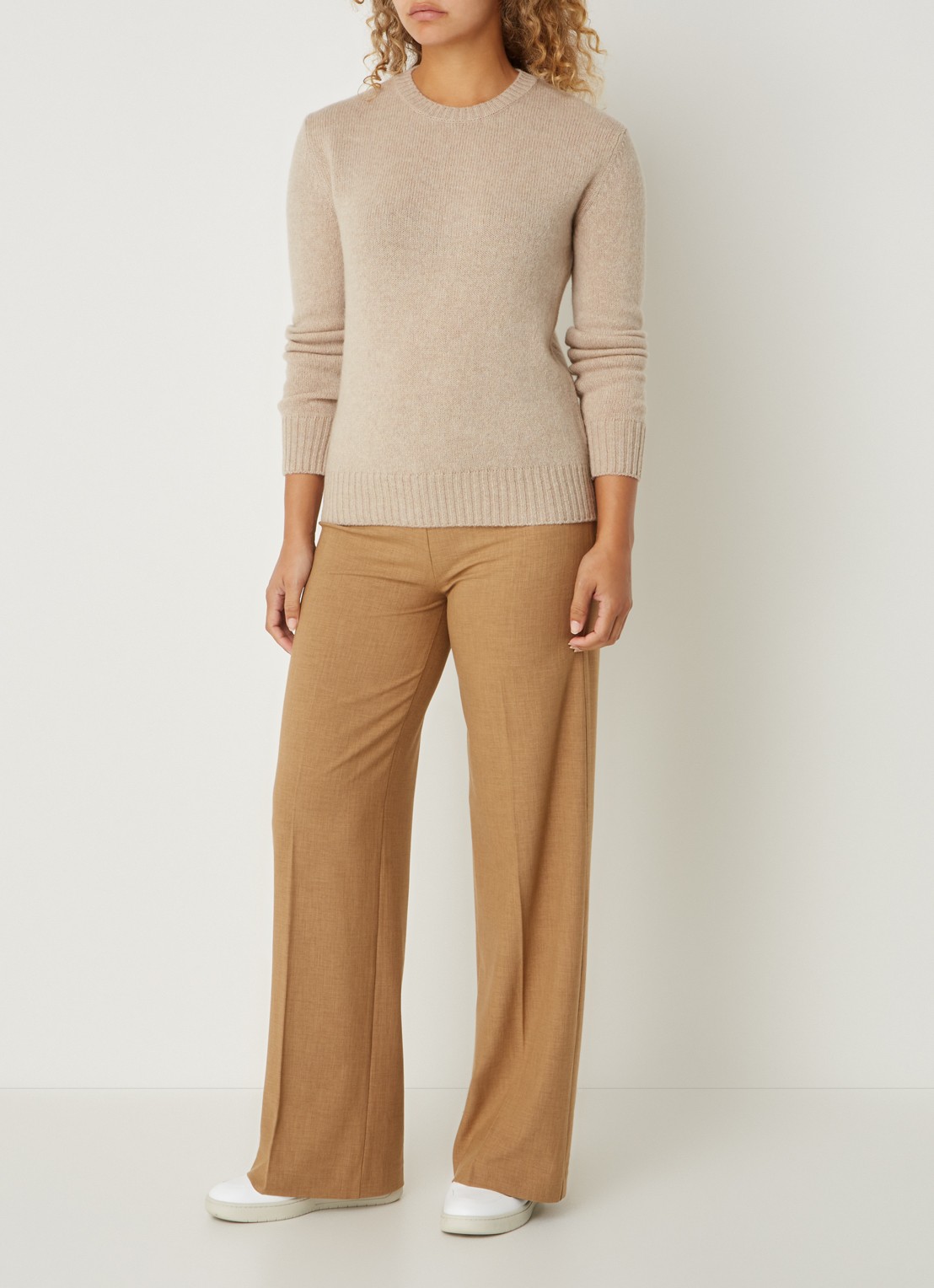 Benetton Fijngebreide pullover van wol - voorkant 2 camel