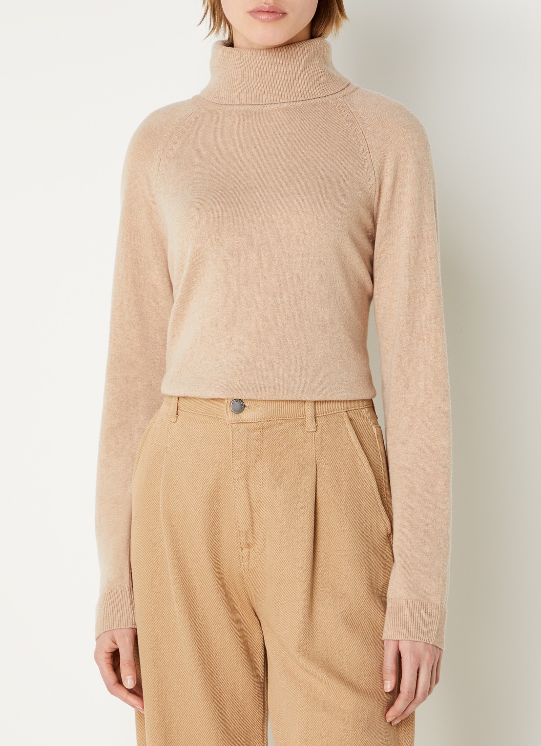 Benetton Fijngebreide trui in kasjmierblend met col - detail 4 camel