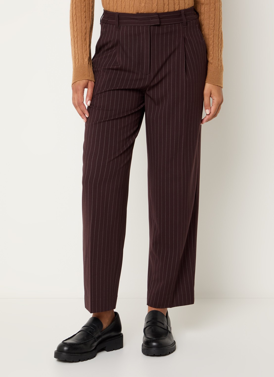 Benetton High waist cropped tapered fit pantalon met krijtstreep - detail roodbruin