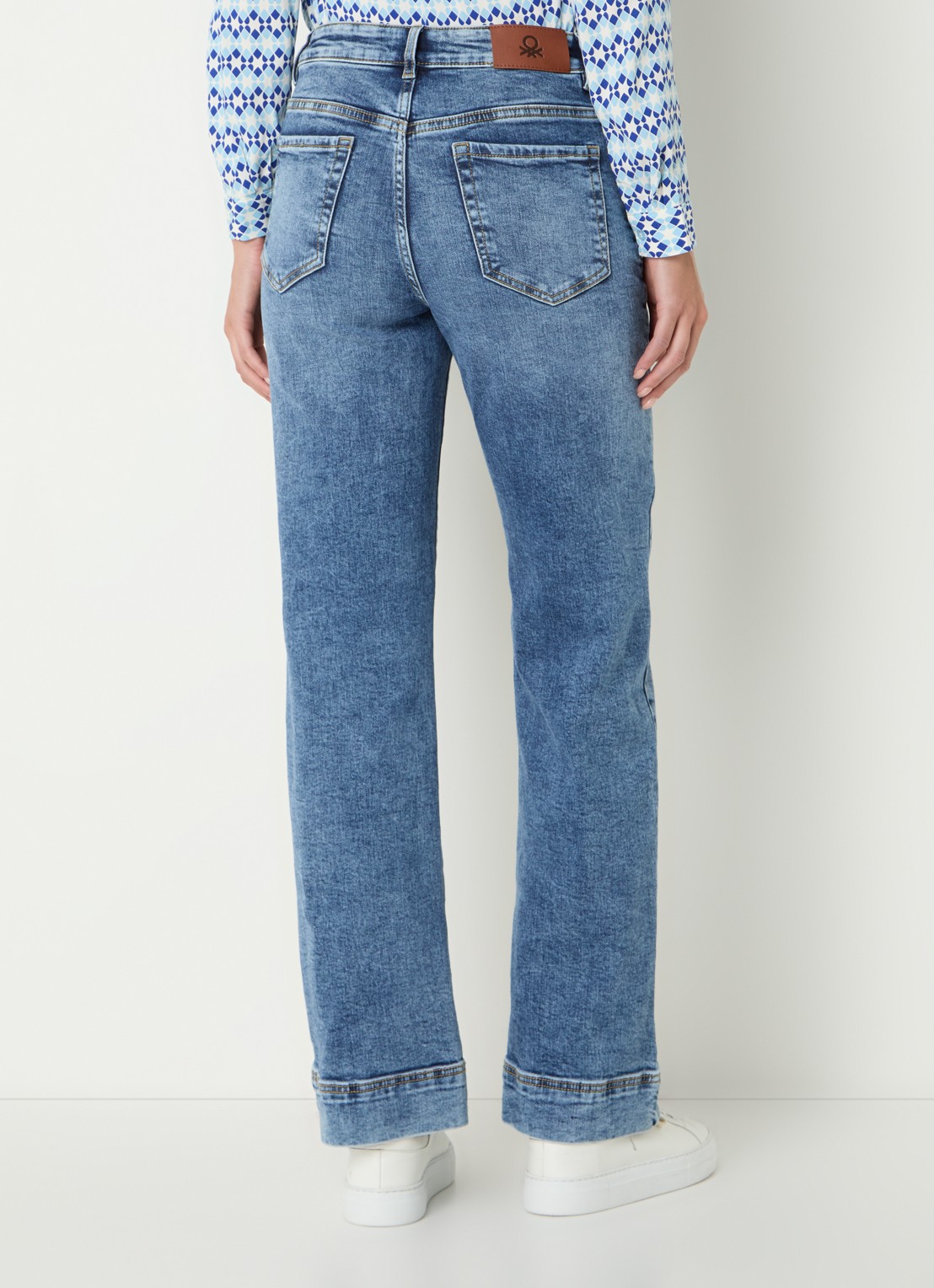 Benetton High waist flared jeans in  katoenblend - achterkant blauw