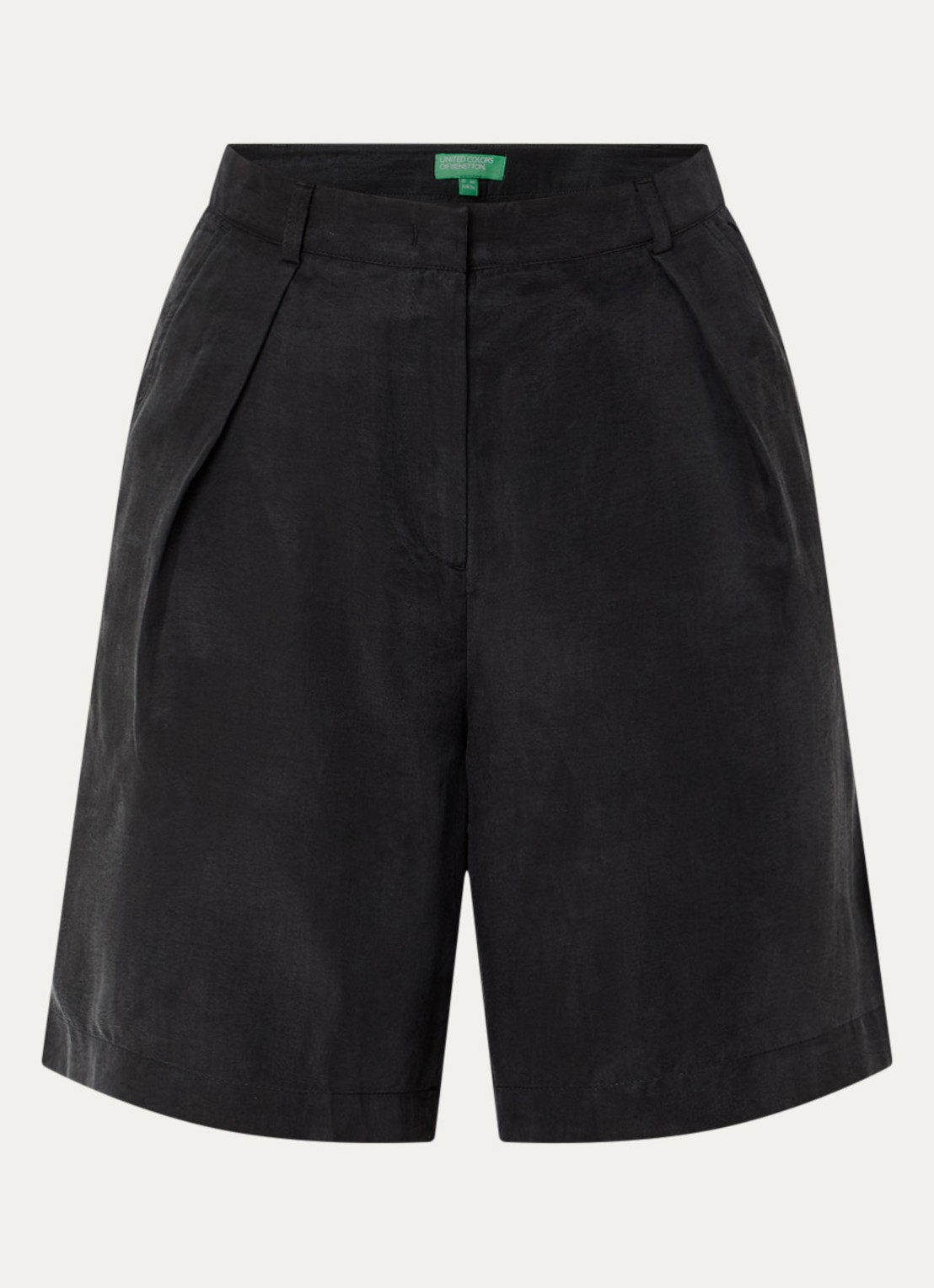Benetton High waist loose fit korte pantalon met glanzende finish - voorkant zwart