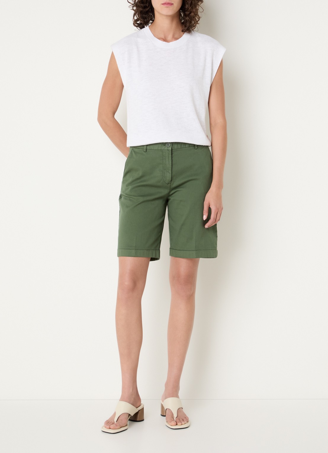 Benetton High waist regular fit korte broek met steekzakken - voorkant 3 groen