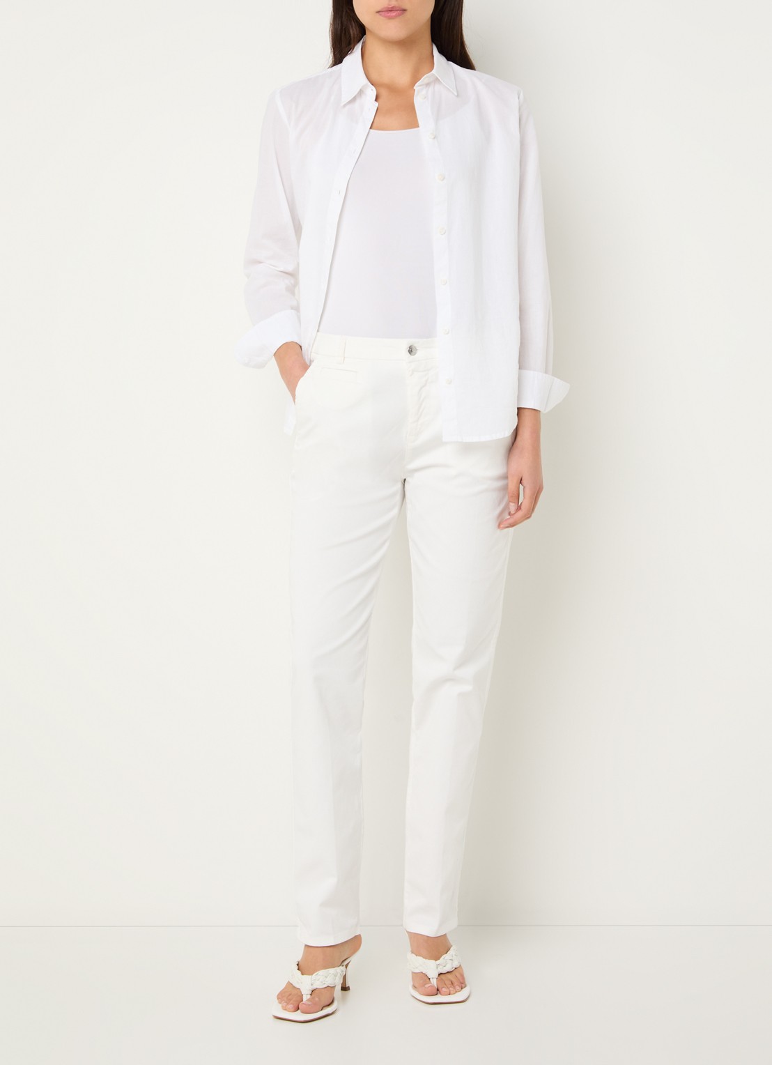 Benetton High waist slim fit chino met steekzakken - voorkant 3 gebroken wit