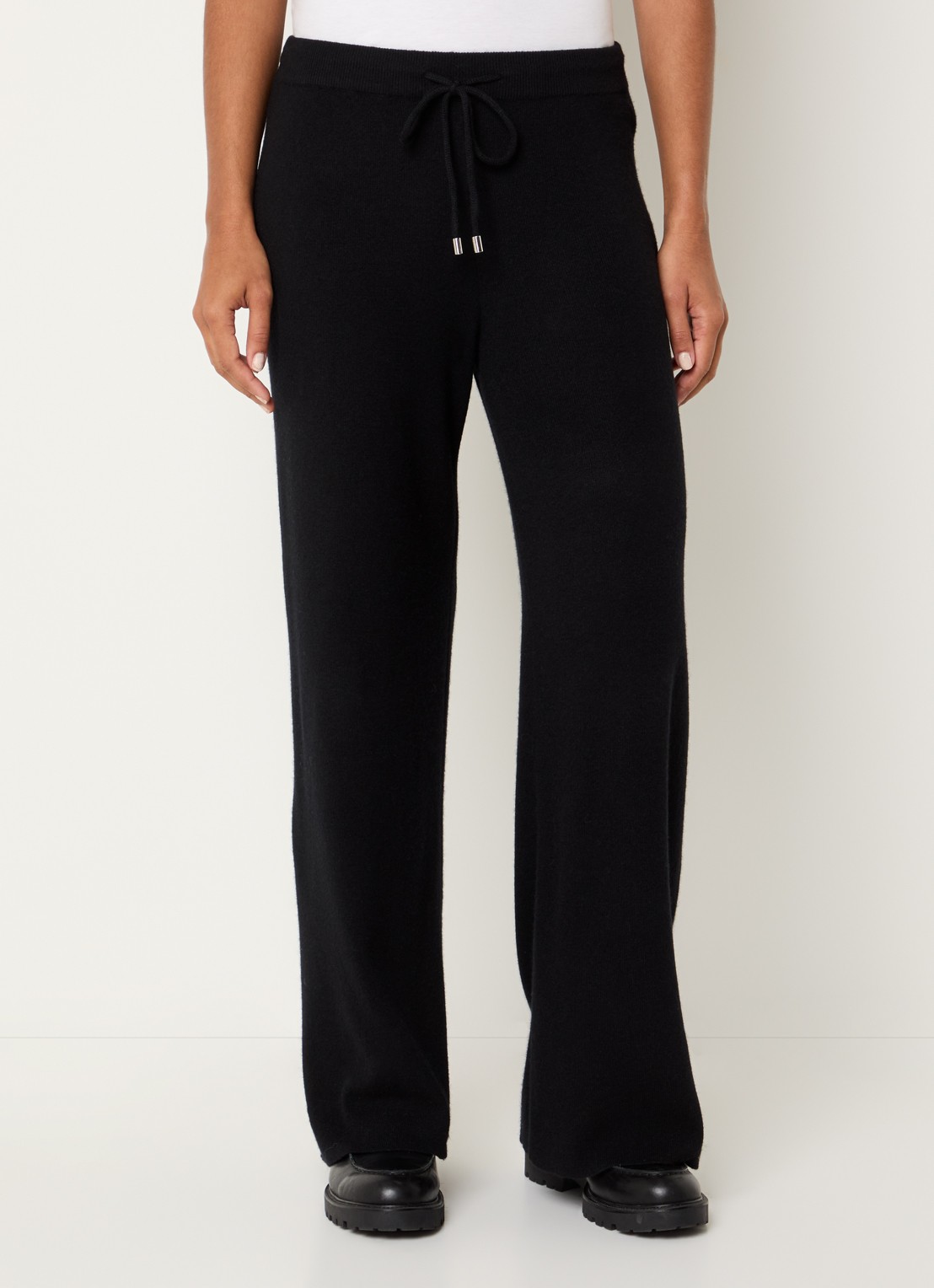 Benetton High waist straight fit broek in kasjmier wolblend - detail zwart