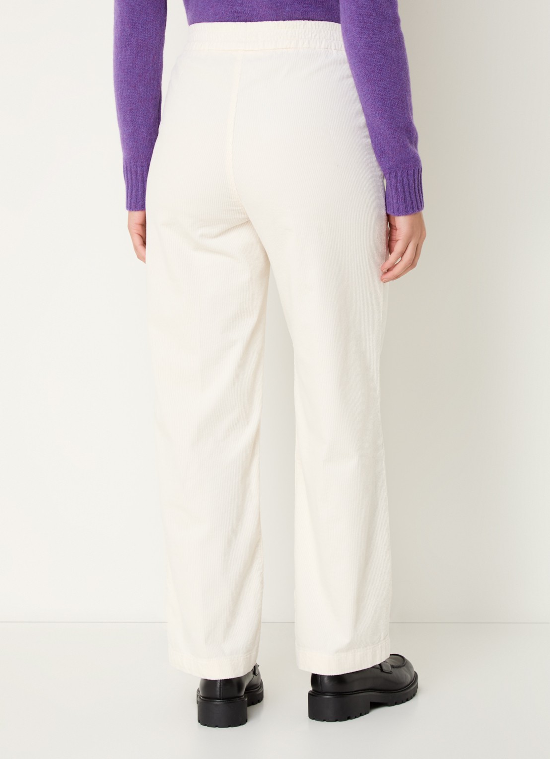 Benetton High waist straight fit broek van corduroy met steekzakken - achterkant 3 ivoor