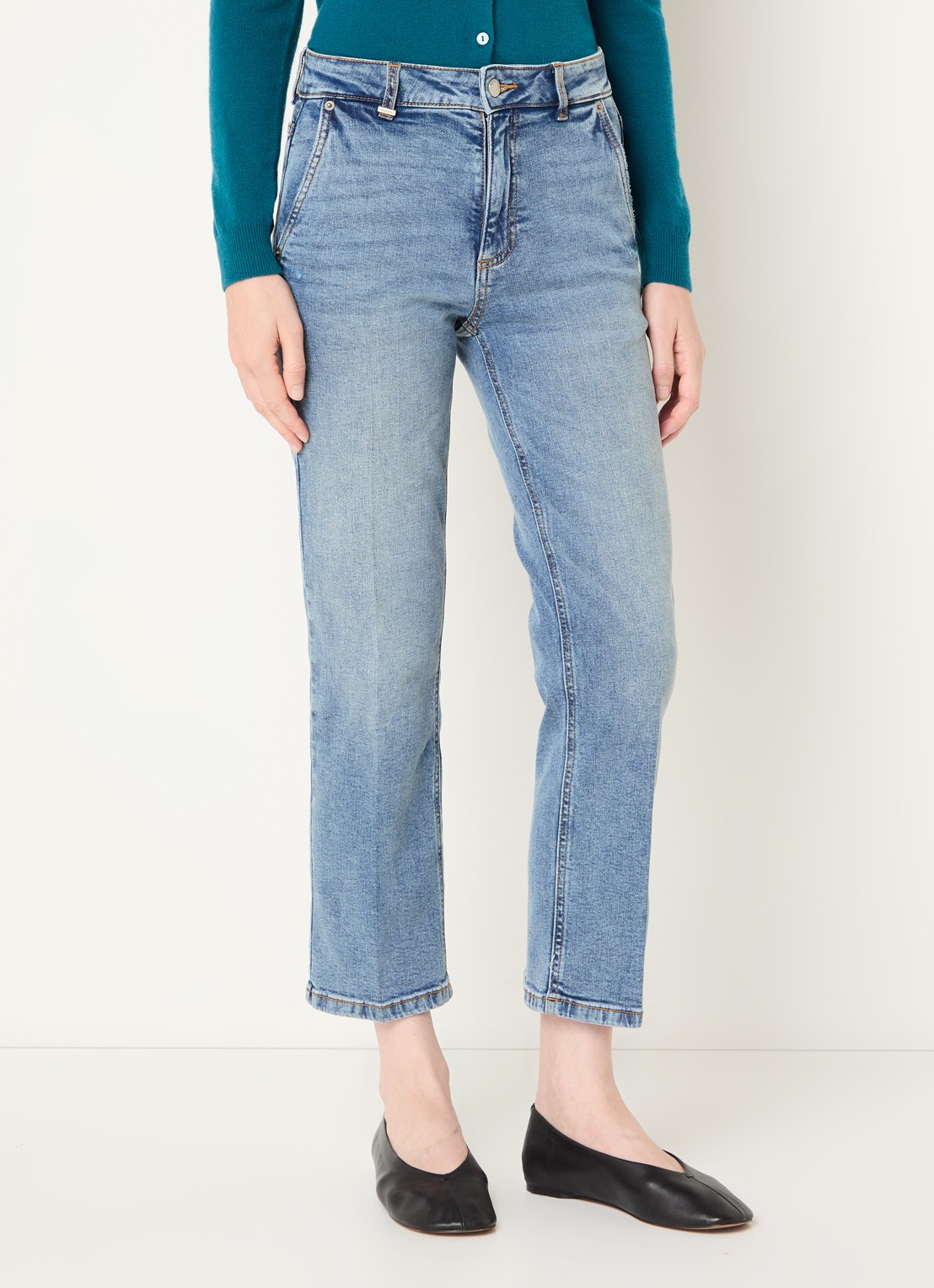 Benetton High waist straight fit jeans met lichte wassing - detail 3 lichtblauw