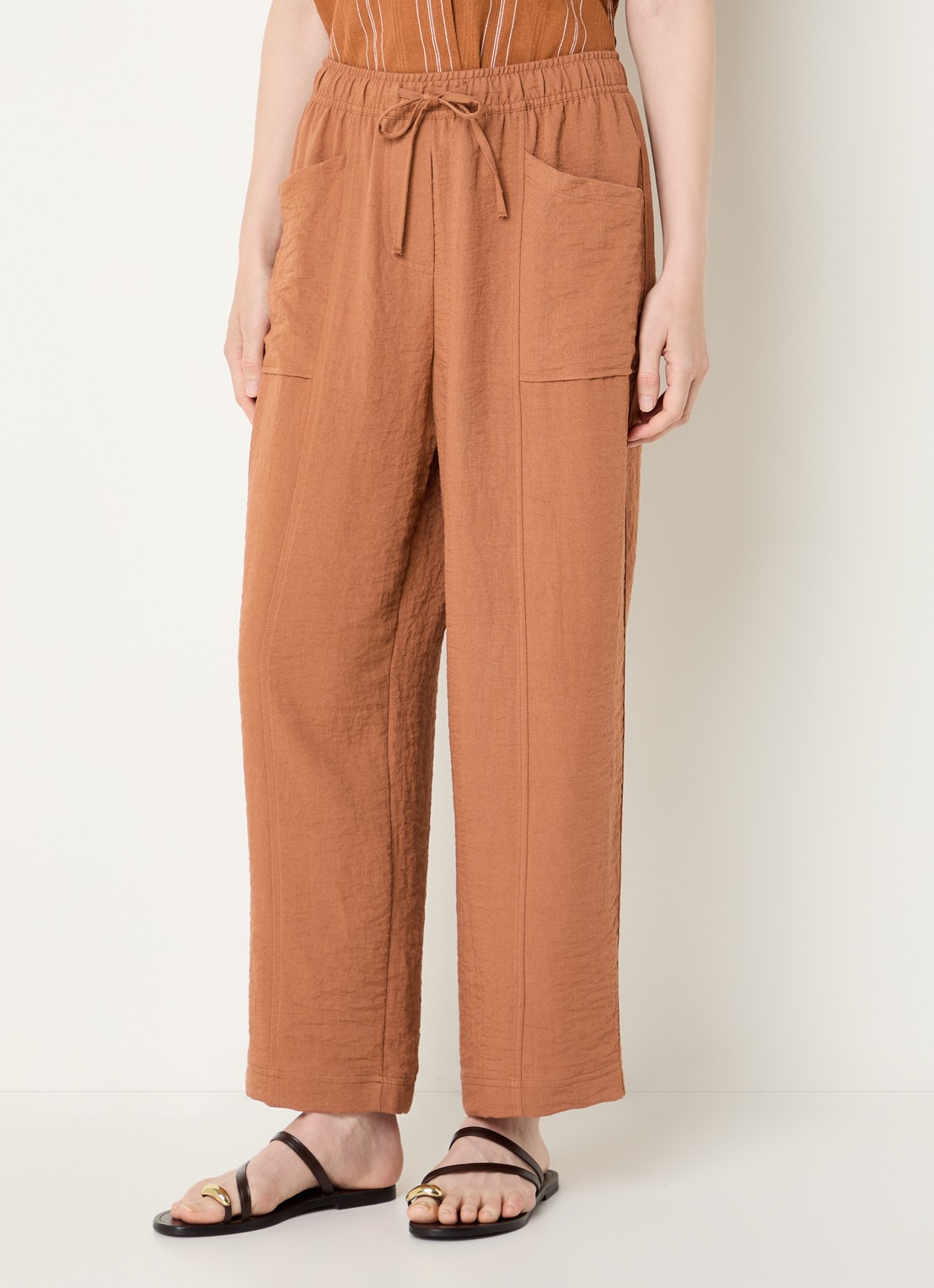 Benetton HIgh waist straight fit pantalon met opgestikte zakken - detail 4 oranjebruin