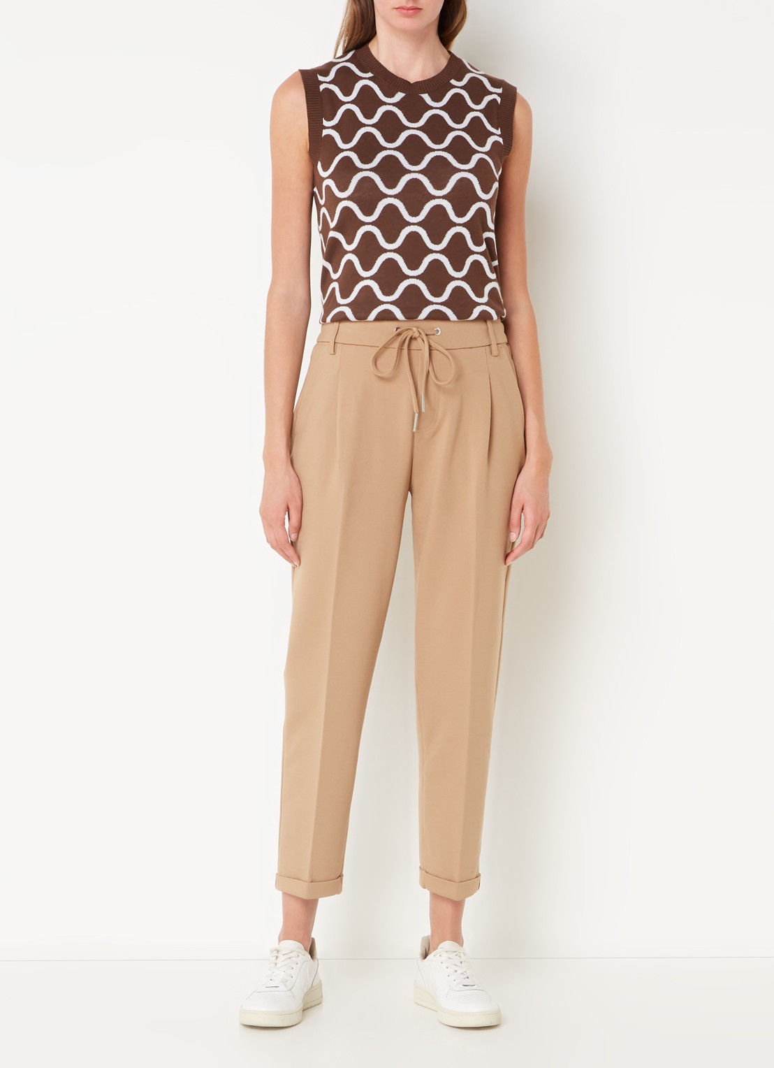 Benetton High waist tapered fit cropped pantalon met trekkoord - voorkant 2 camel
