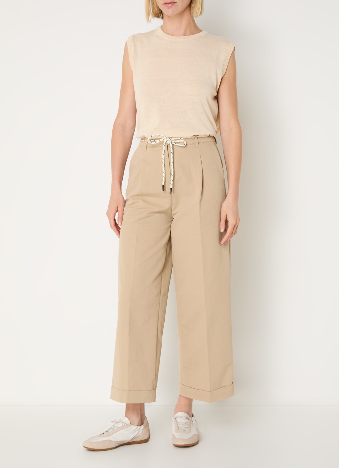Benetton High waist wide fit cropped chino met steekzakken - voorkant 2 camel