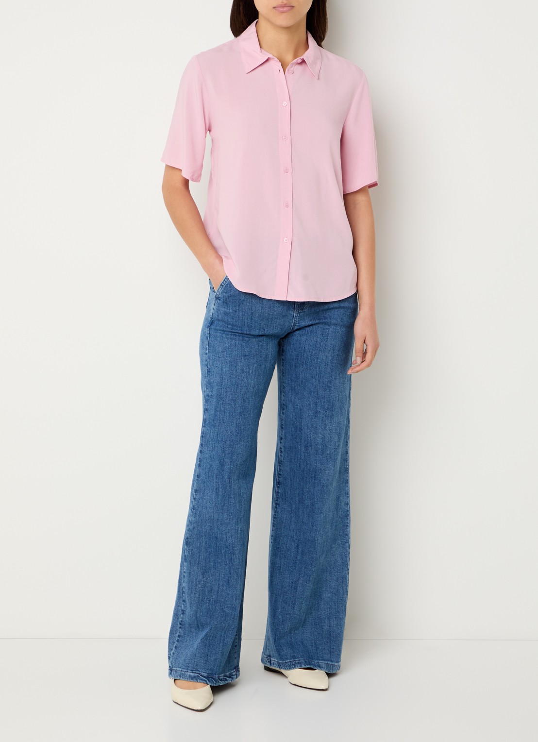 Benetton High waist wide fit pantalon met steekzakken - voorkant 3 lichtblauw