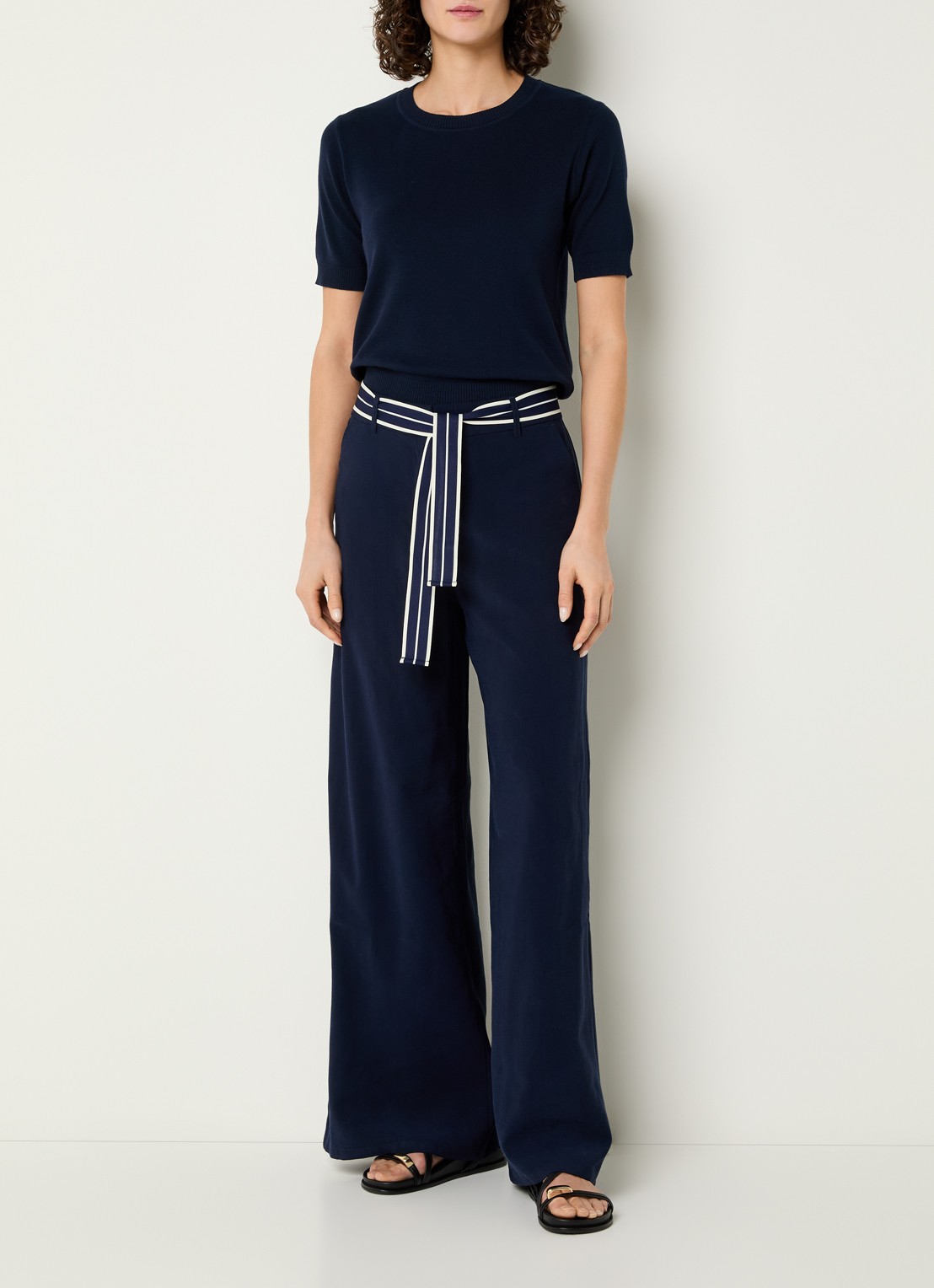 Benetton High waist wide fit pantalon met strickceintuur - voorkant 2 blauw