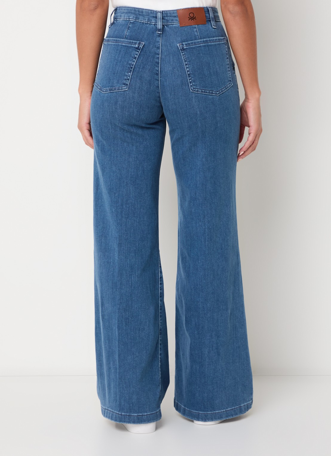 Benetton High waist wide leg cropped jeans met stretch - achterkant 4 jeans