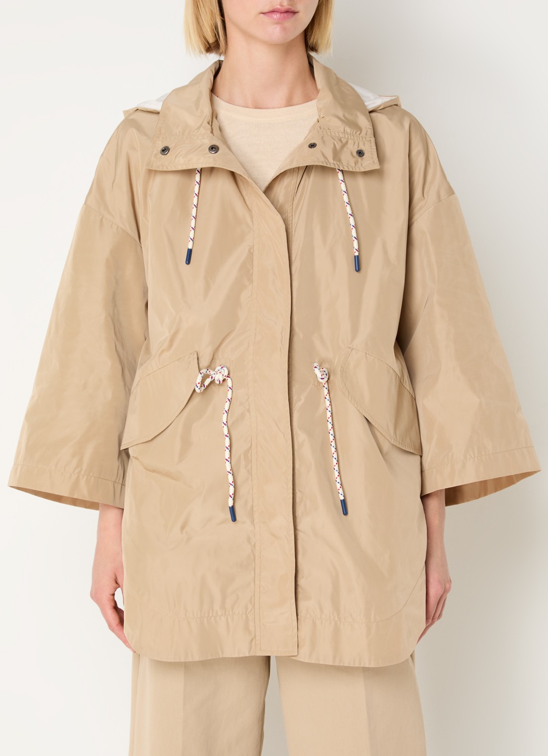 Benetton Jack met capuchon en klepzakken - detail 2 camel