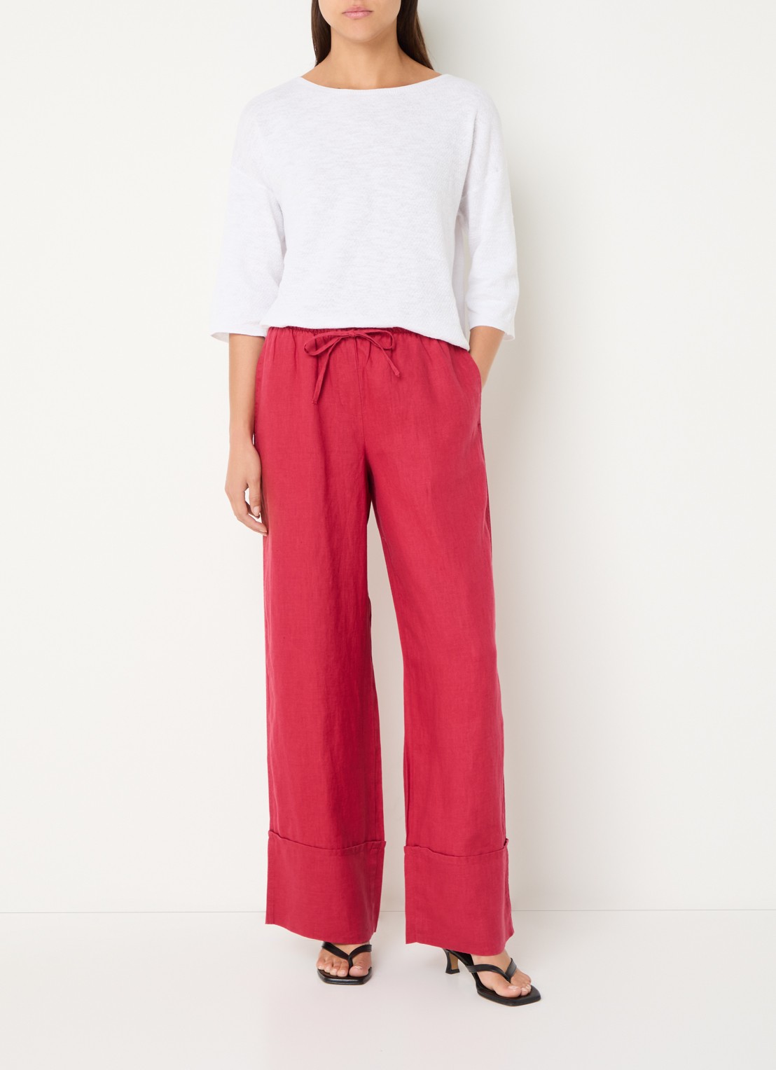Benetton Low waist broek van linnen met steekzakken - voorkant 4 cranberryrood