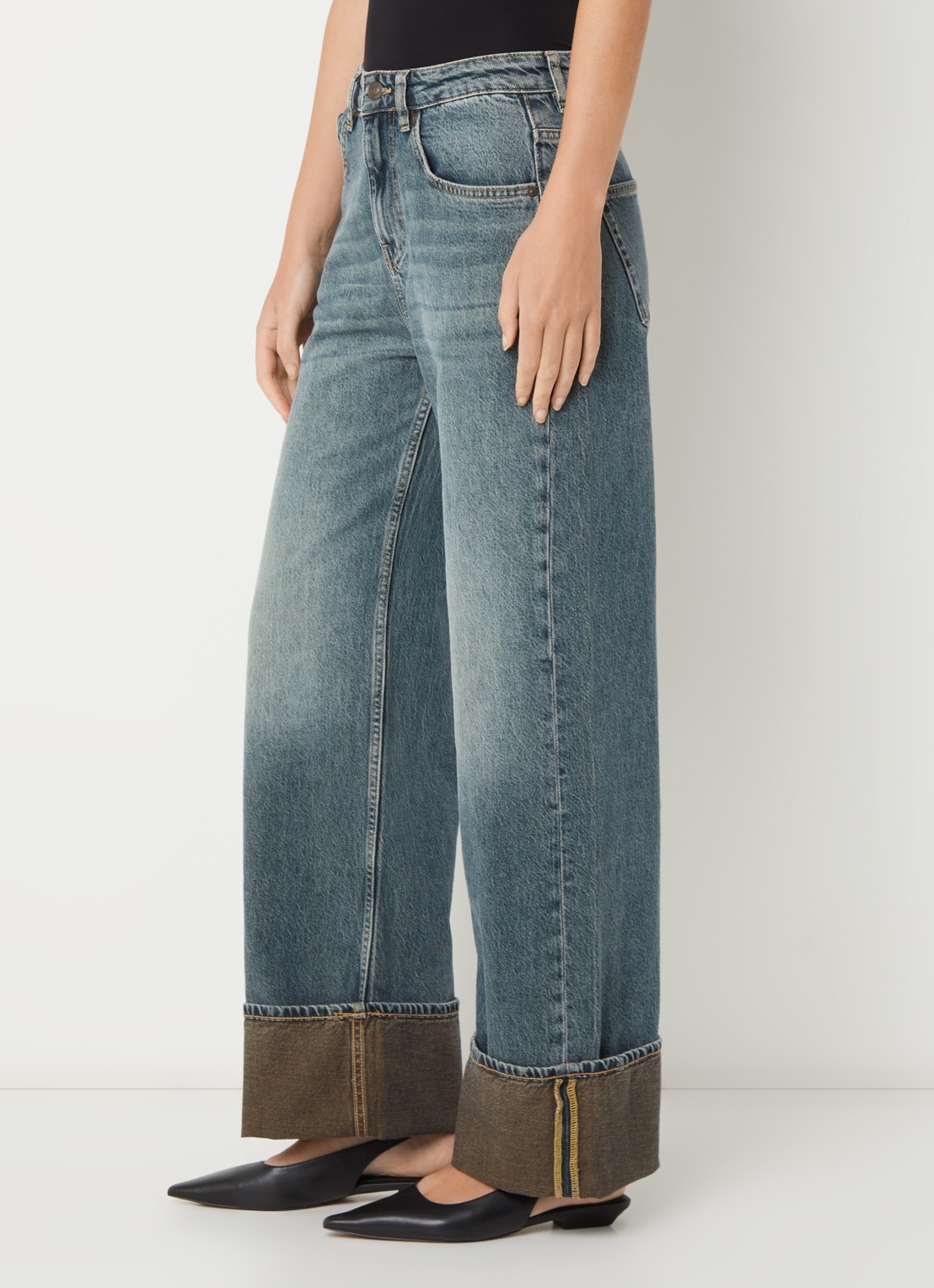 Benetton Mid waist straight fit jeans met medium wassing - detail 4 indigo