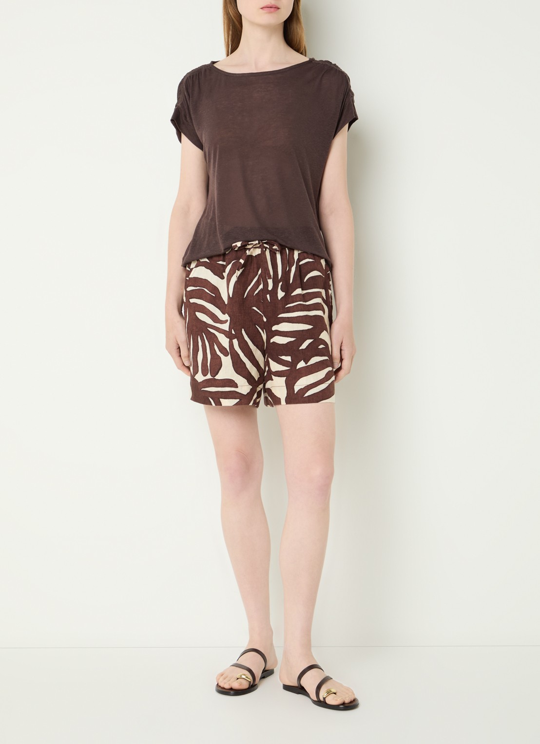 Benetton Semi-transparant T-shirt met ruches - voorkant 2 bruin