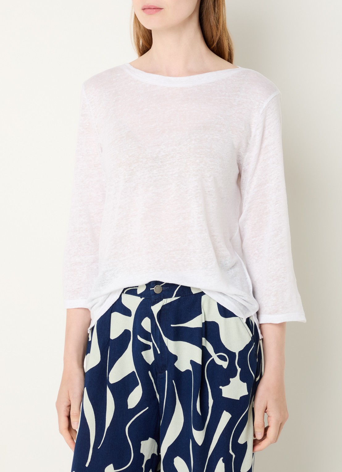 Benetton Semi-transparant T-shirt van linnen met boothals  - detail 4 wit