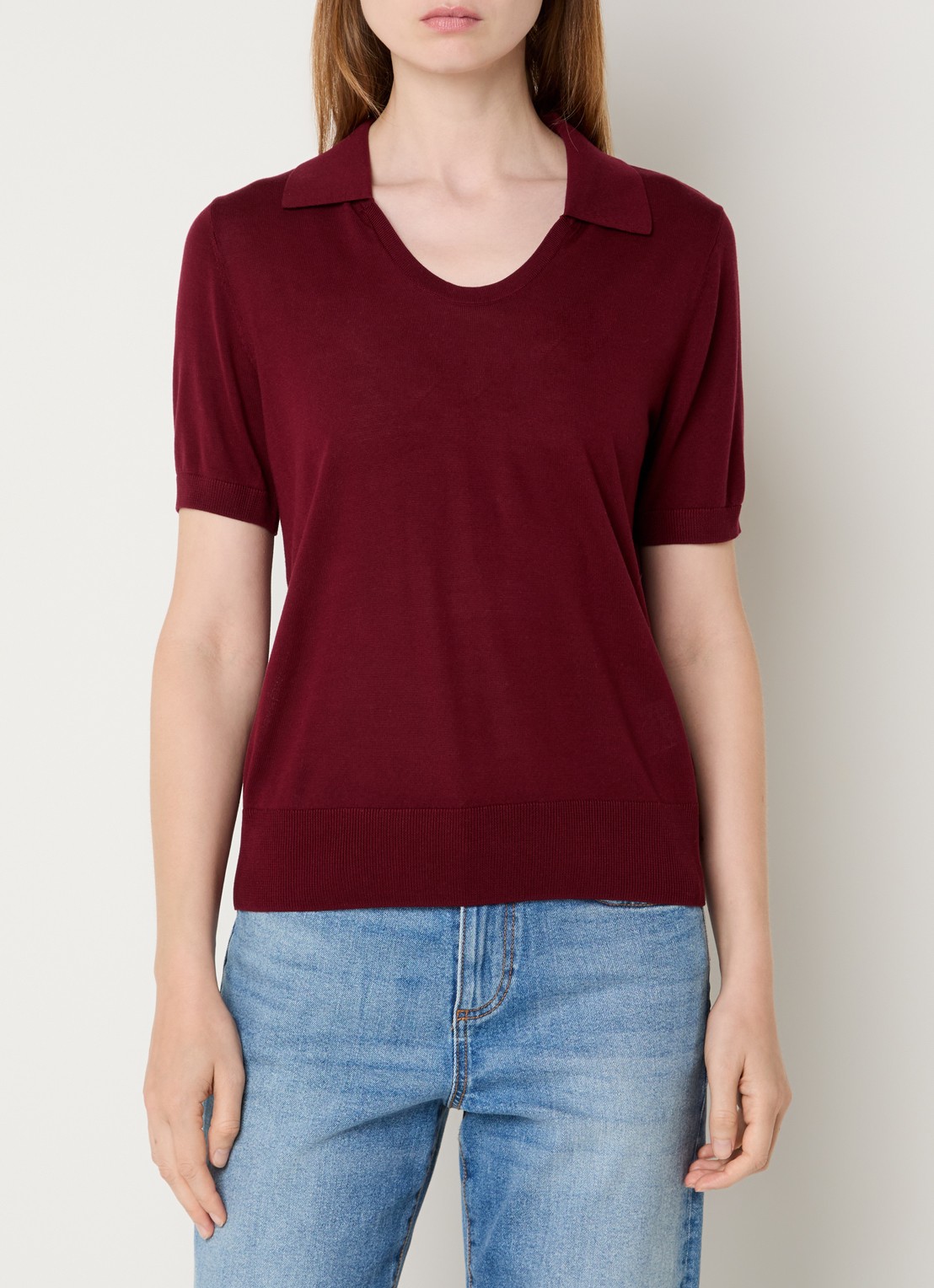 Benetton Semi-transparante polo in zijdeblend met ronde hals - detail 4 bordeauxrood