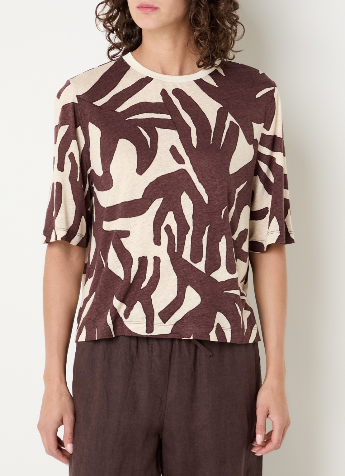 Benetton T-shirt in linnenblend met print - detail 3 oranjebruin
