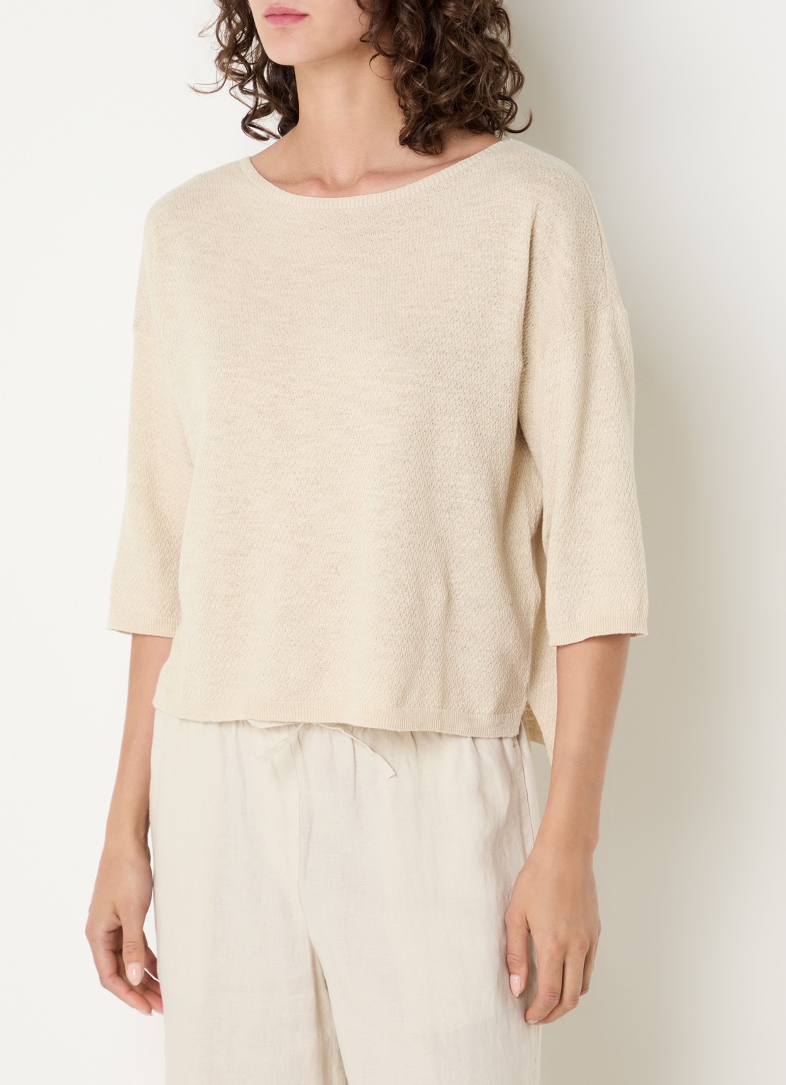 Benetton Top in linnenblend met boothals - detail vanillegeel