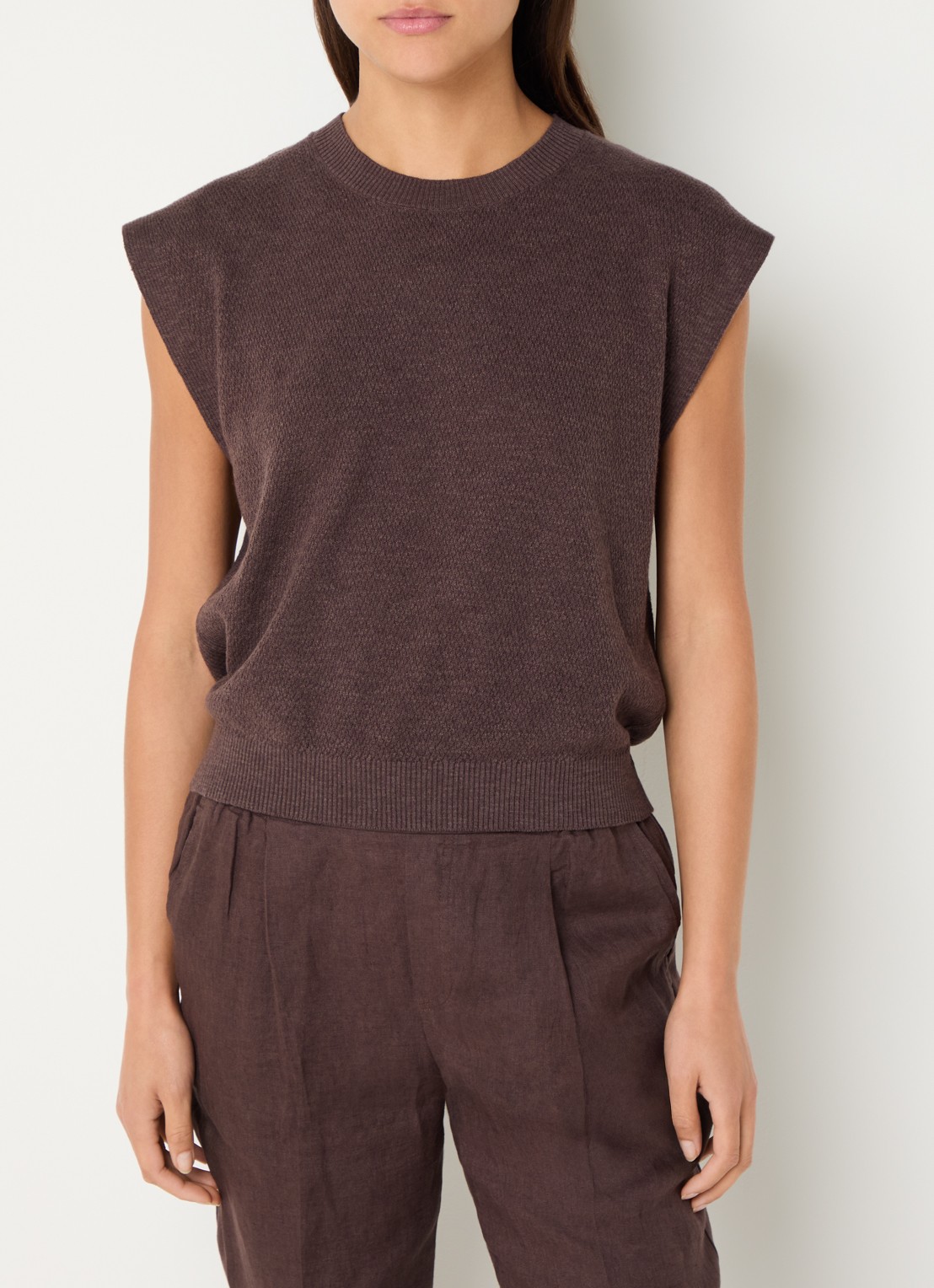 Benetton Top in linnenblend met ronde hals - detail hazelnootbruin
