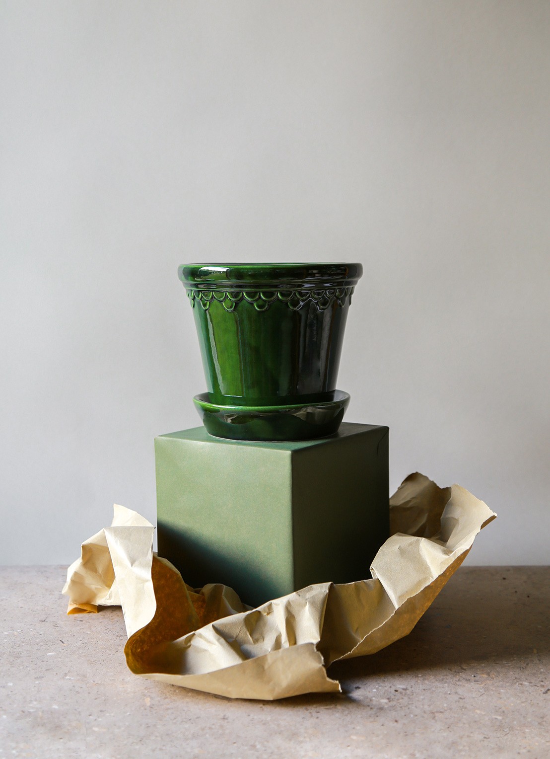 Bergs Potter Københavner bloempot voor binnen en buiten Ø10 cm - voorkant 2 donkergroen