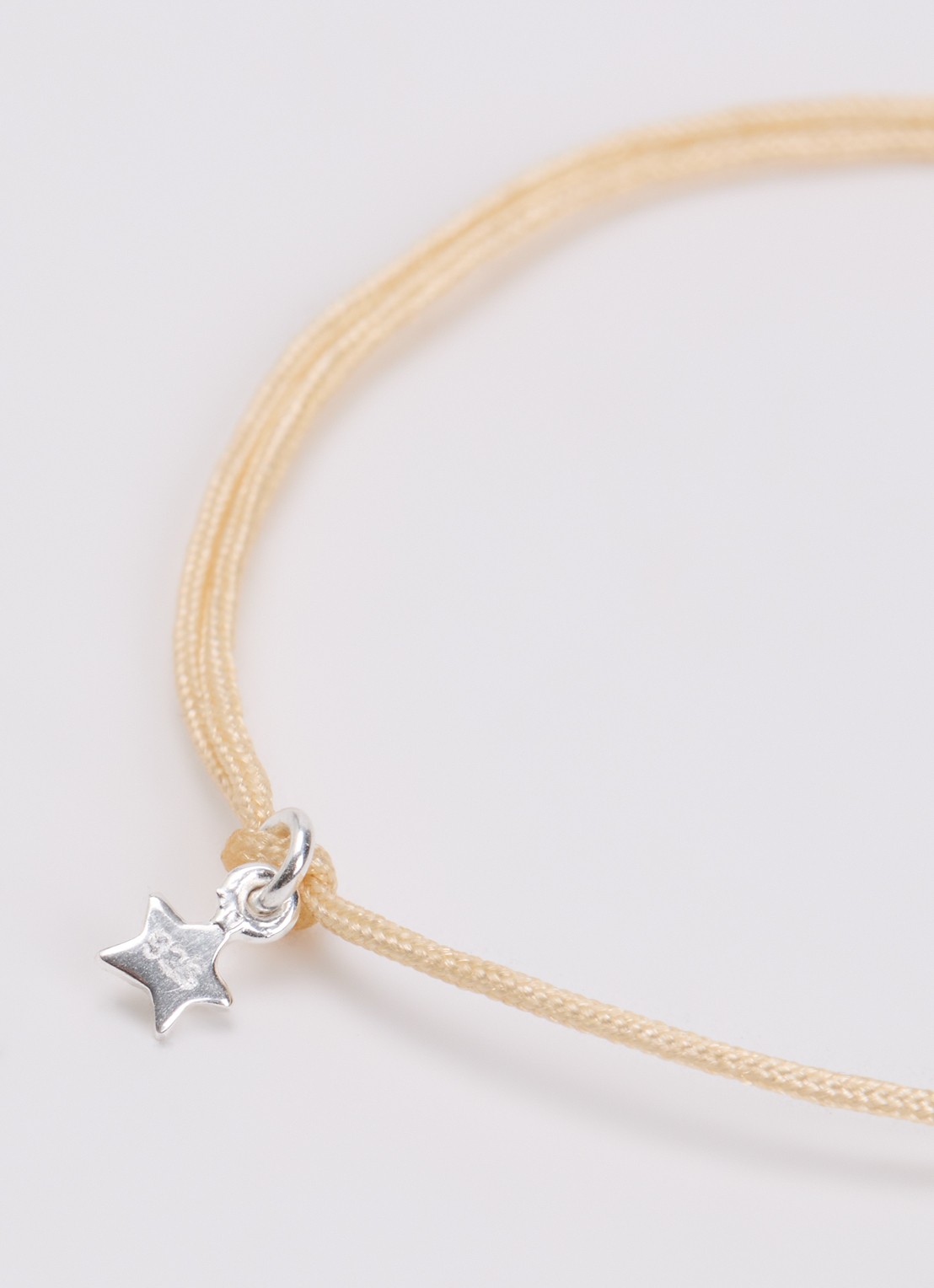 Bibi Camille Mini Heart S armband met bedel - detail rood