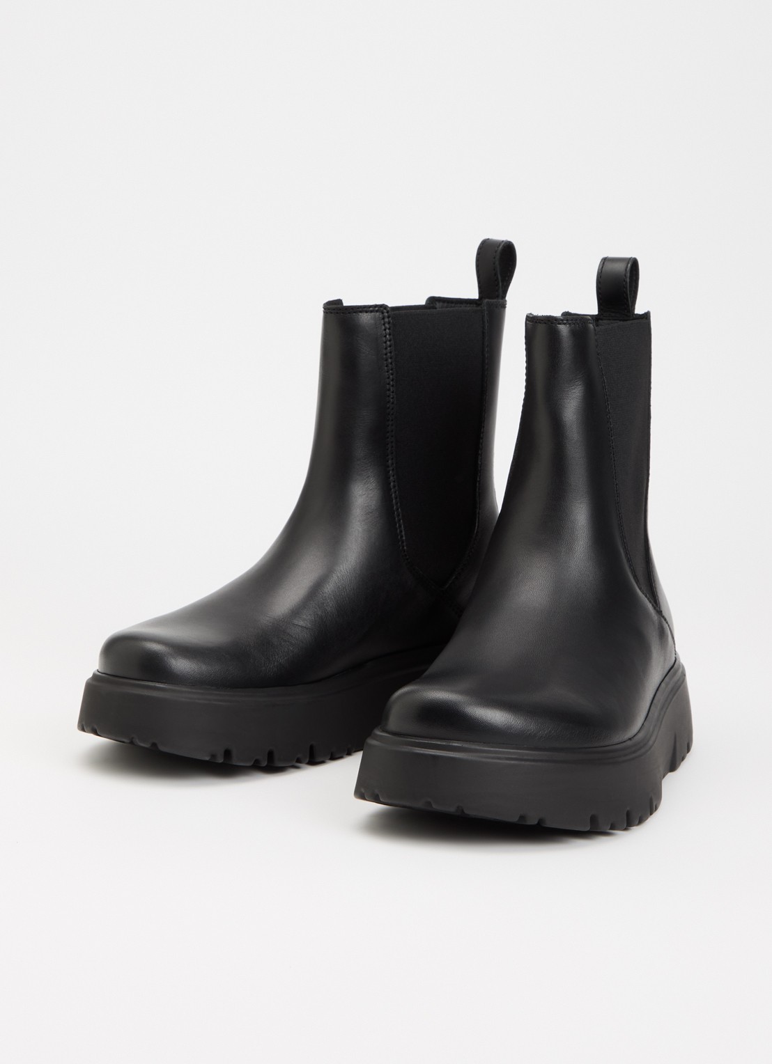 Birkenstock Narrow Fit Theda chelsea boot van leer met plateauzool - detail zwart