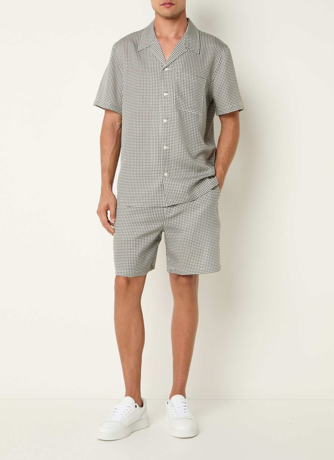 Björn Borg Straight fit korte broek met pied-de-poule dessin - voorkant 2 mosgroen